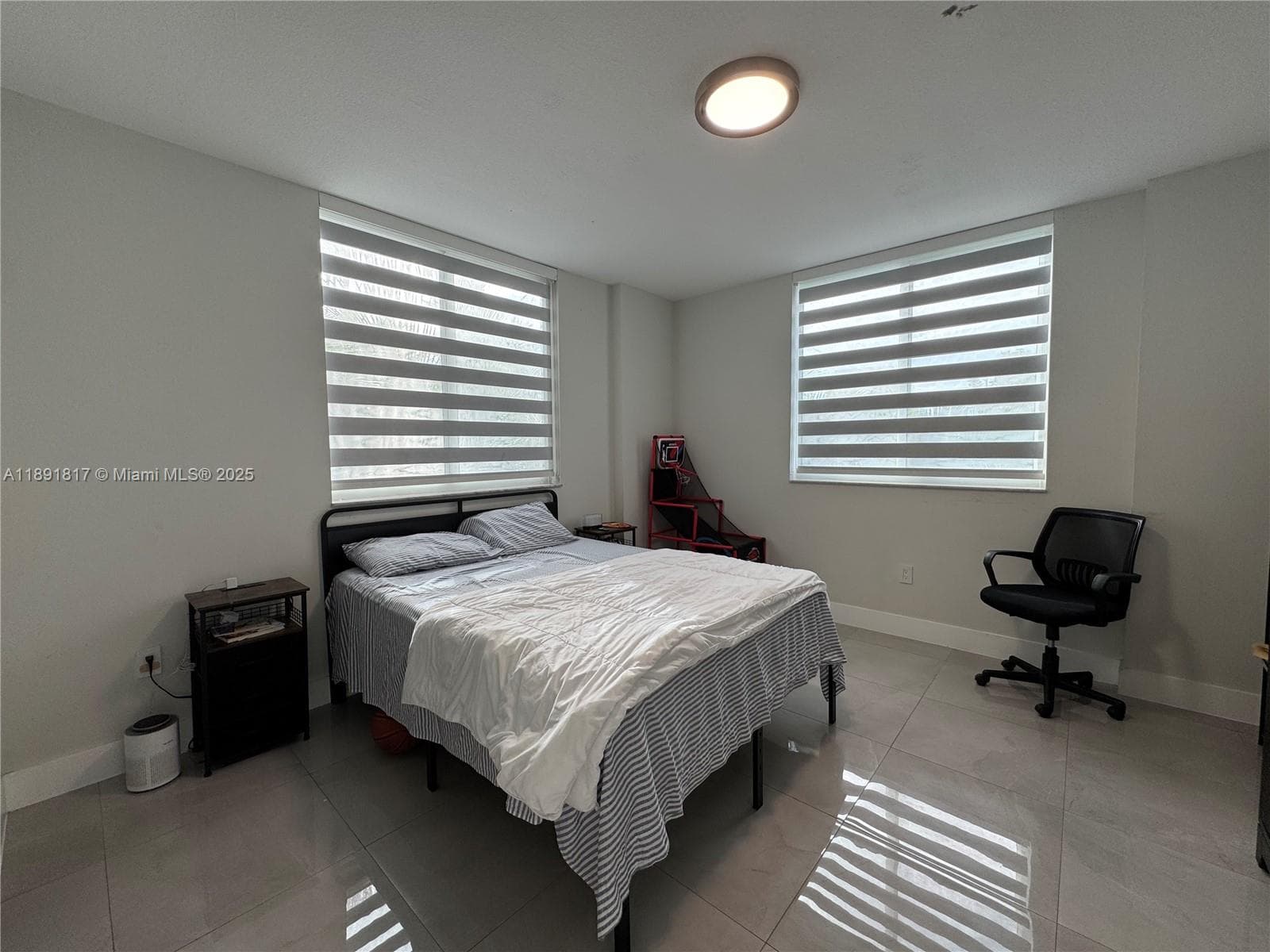 2775 NE 187th St # 318, Aventura FL 33180 — 19
