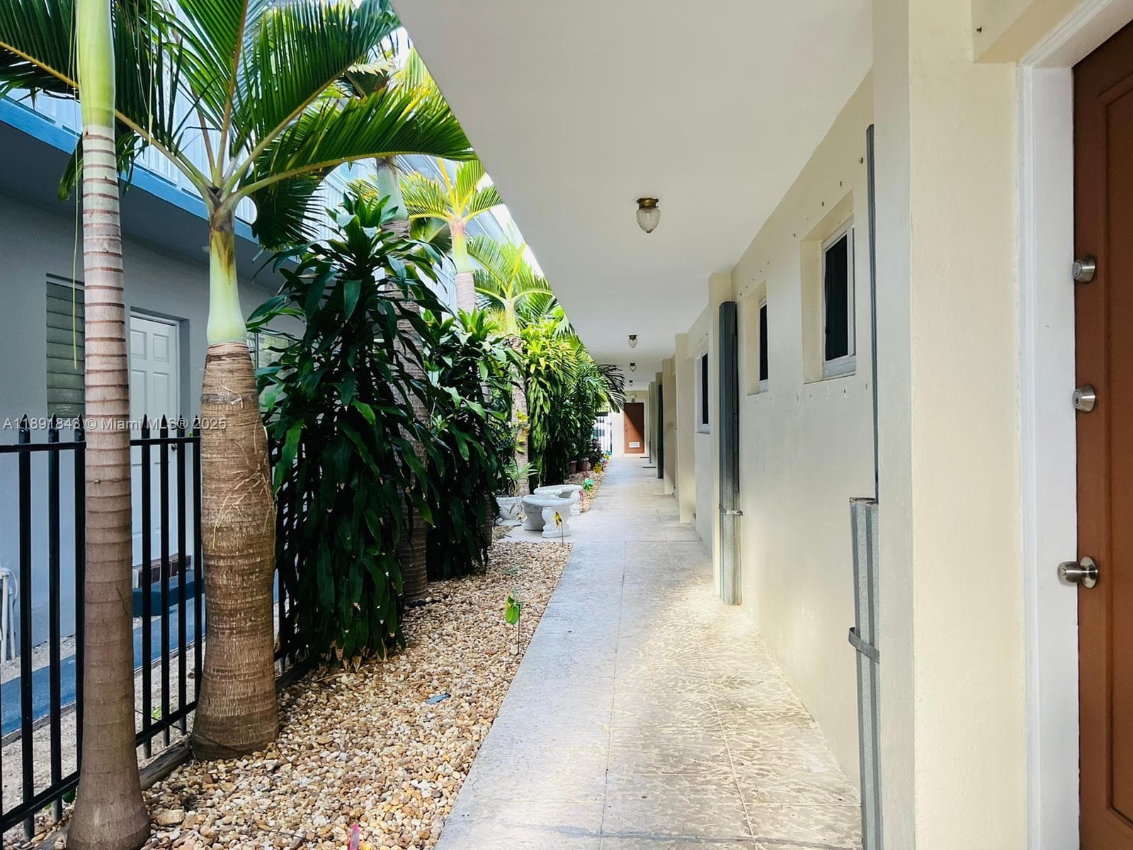 7435 Byron Ave, Miami Beach FL 33141 — 5