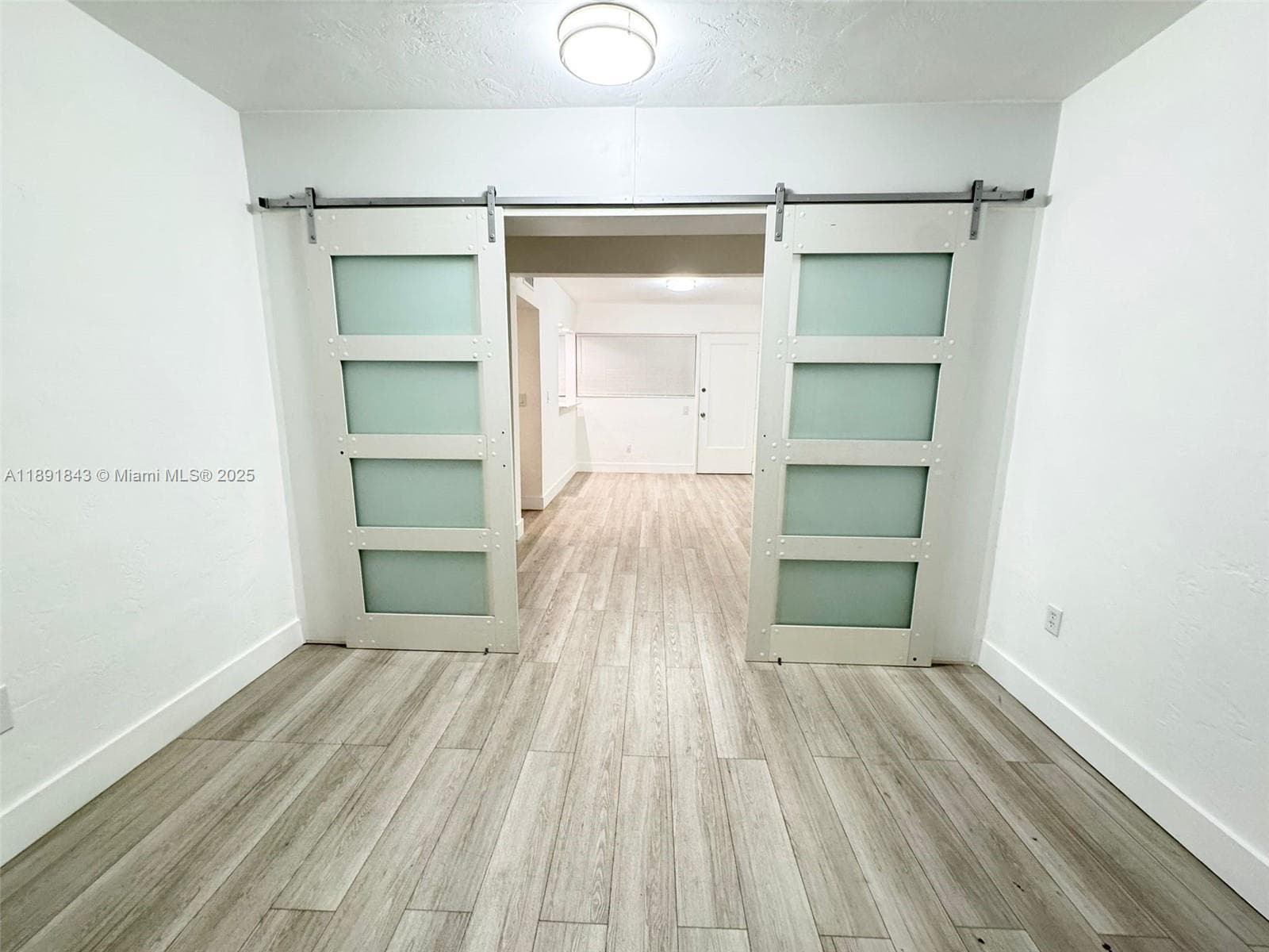 7435 Byron Ave, Miami Beach FL 33141 — 10