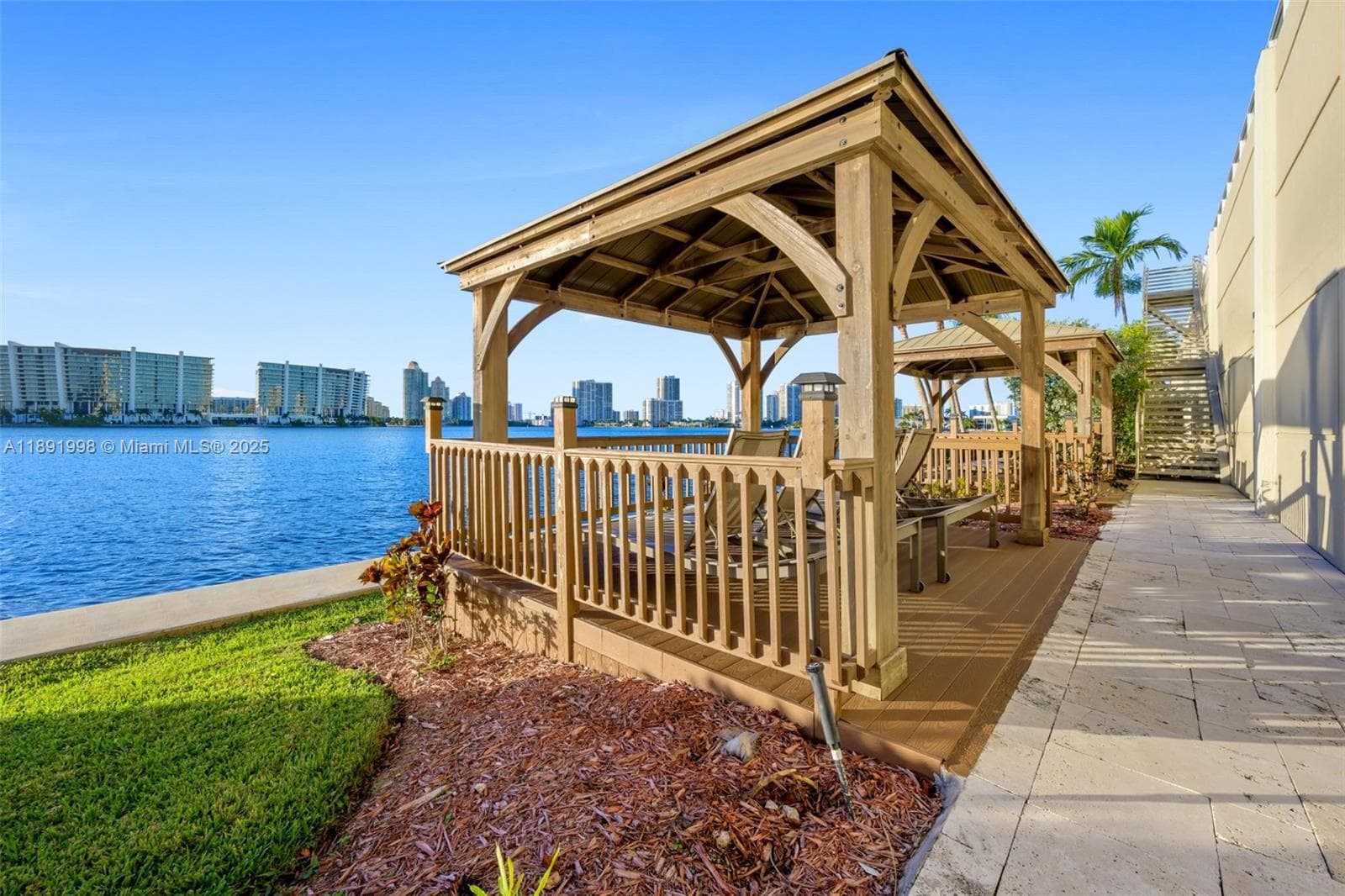 18100 N Bay Rd # 708, Sunny Isles Beach FL 33160 — 23