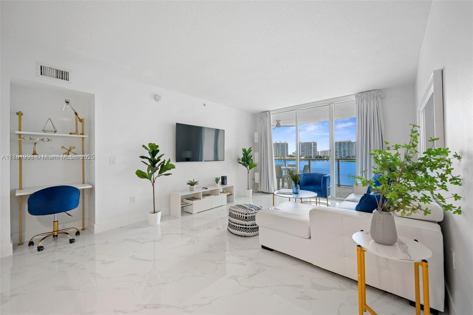 18100 N Bay Rd # 708, Sunny Isles Beach FL 33160 — 2