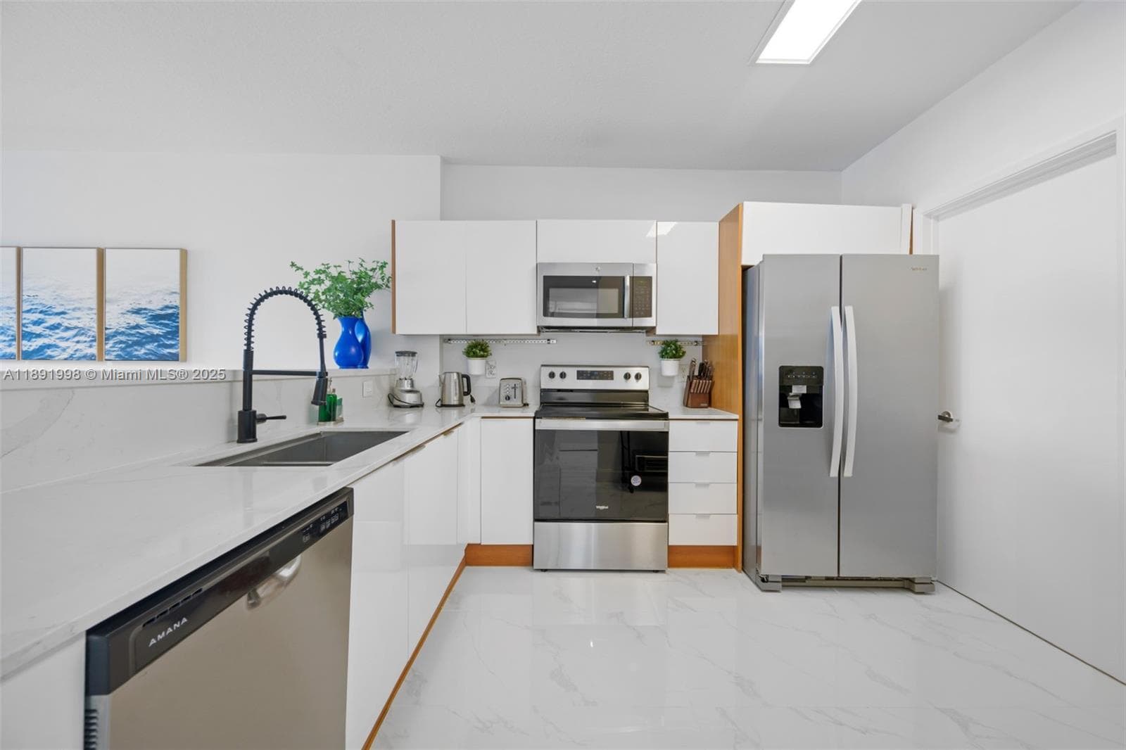 18100 N Bay Rd # 708, Sunny Isles Beach FL 33160 — 10