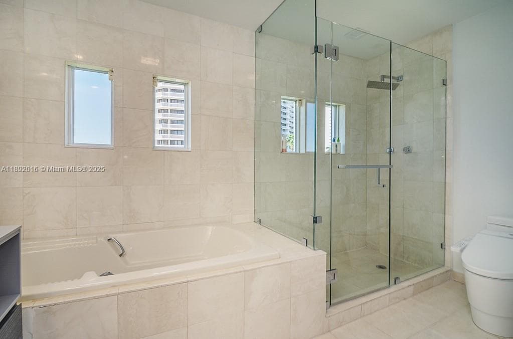 3500 Island Blvd, Aventura FL 33160 — 40