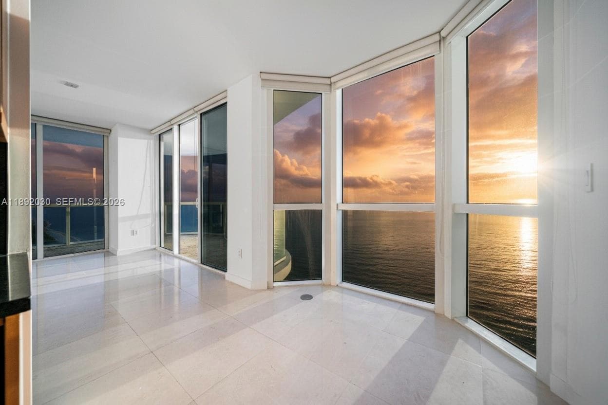 6365 Collins Ave # 2901, Miami Beach FL 33141 — 12