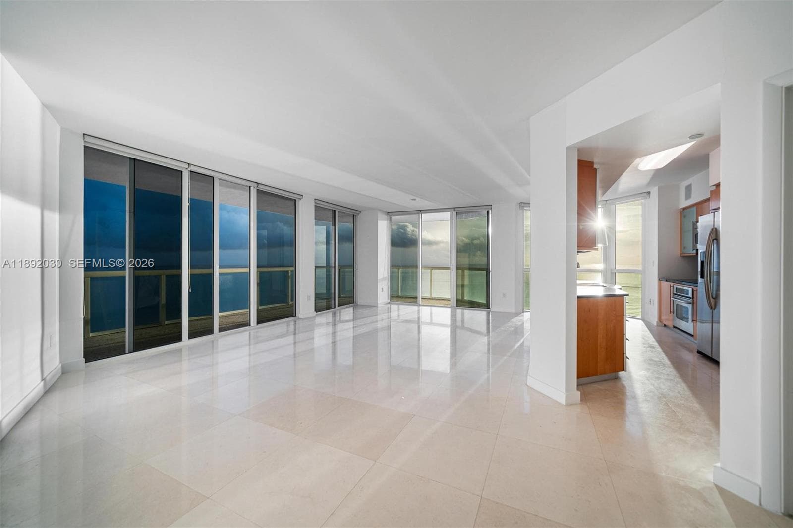 6365 Collins Ave # 2901, Miami Beach FL 33141 — 32