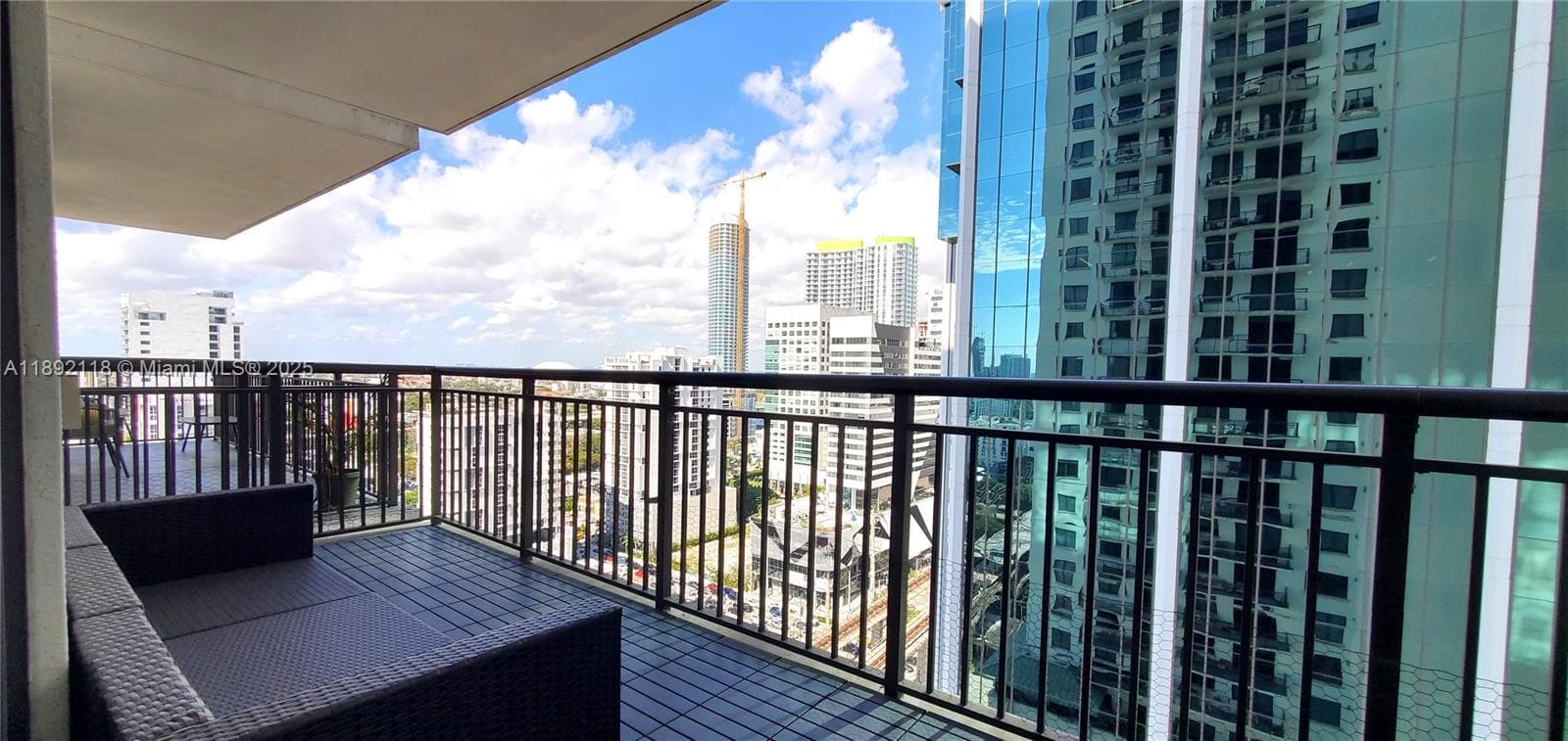 999 SW 1st Ave # 2115, Miami FL 33130 — 3