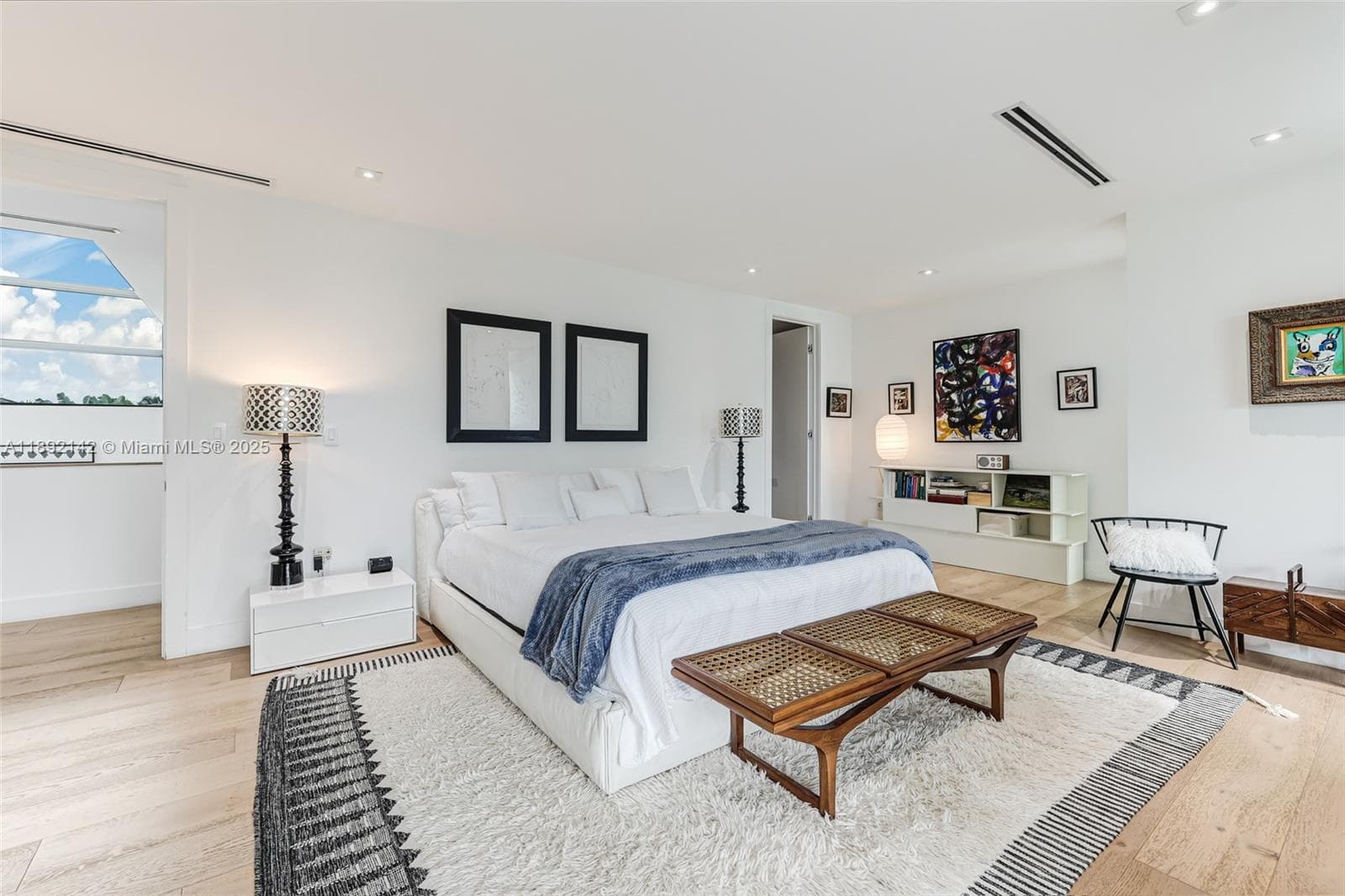 445 Ridgewood Rd, Key Biscayne FL 33149 — 23