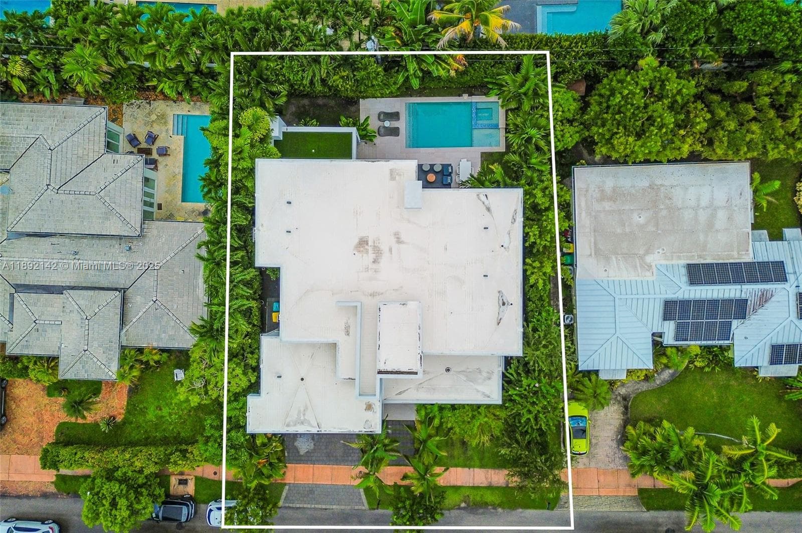 445 Ridgewood Rd, Key Biscayne FL 33149 — 34