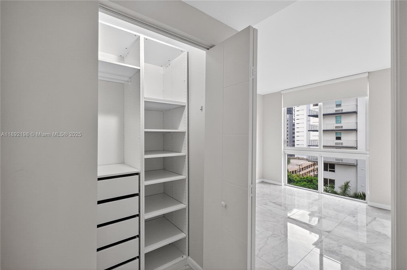 1010 SW 2nd Ave # 603, Miami FL 33130 — 23
