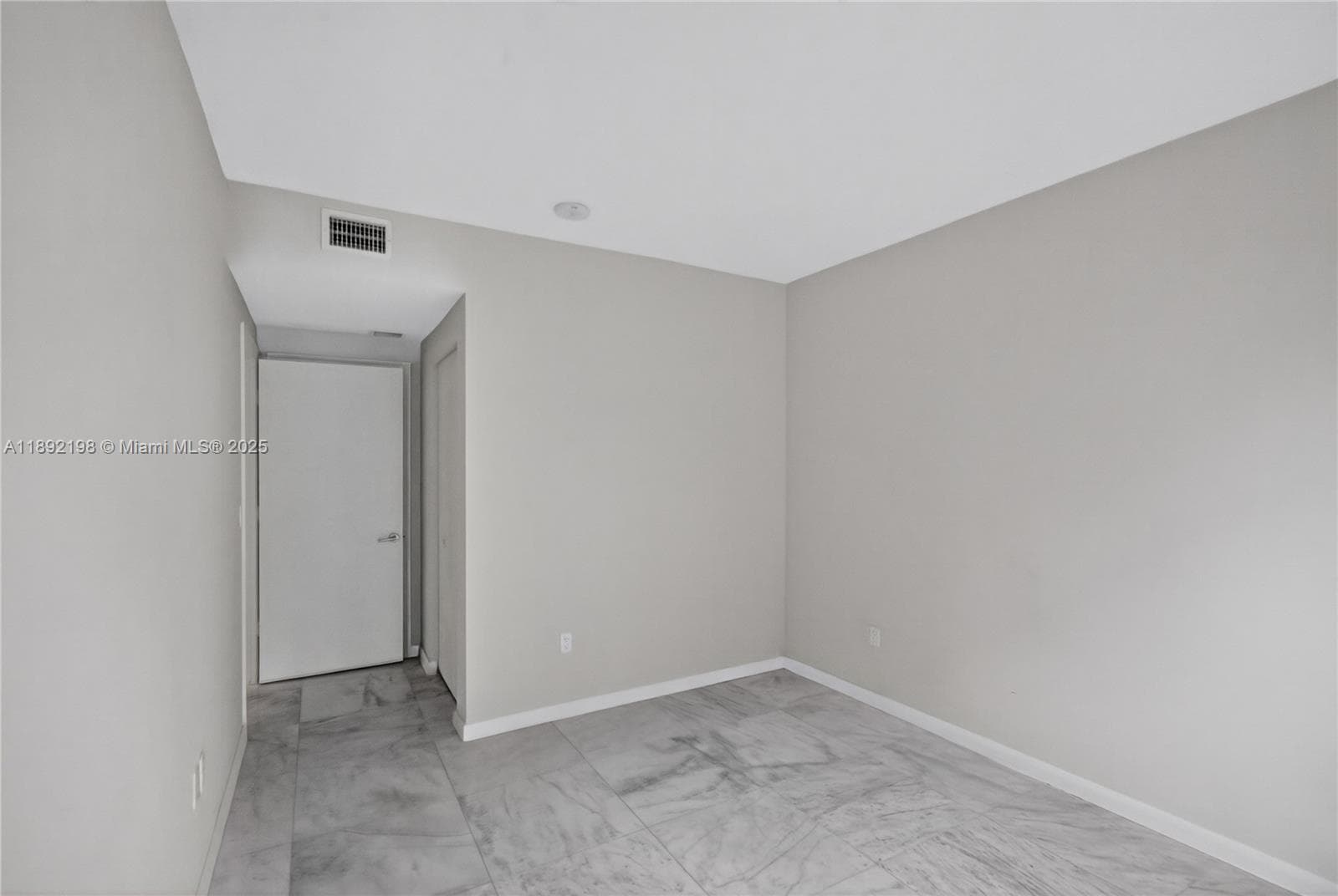 1010 SW 2nd Ave # 603, Miami FL 33130 — 27