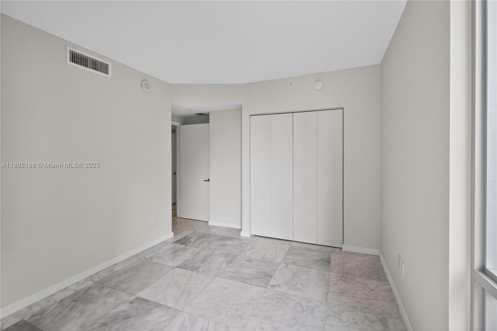 1010 SW 2nd Ave # 603, Miami FL 33130 — 32