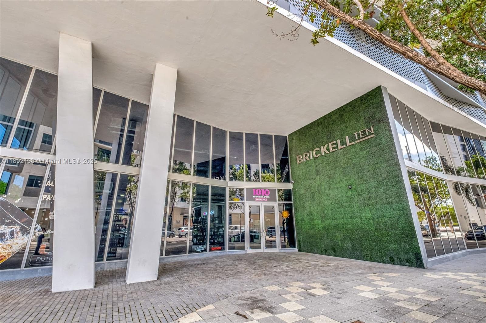 1010 SW 2nd Ave # 603, Miami FL 33130 — 54