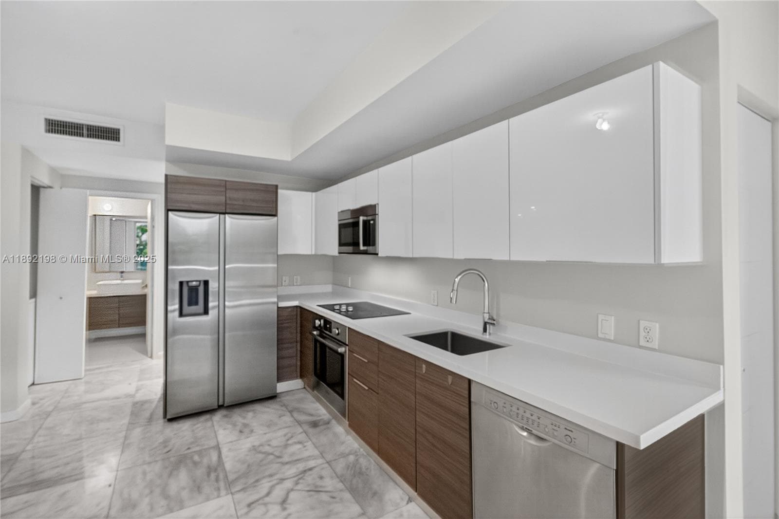 1010 SW 2nd Ave # 603, Miami FL 33130 — 11