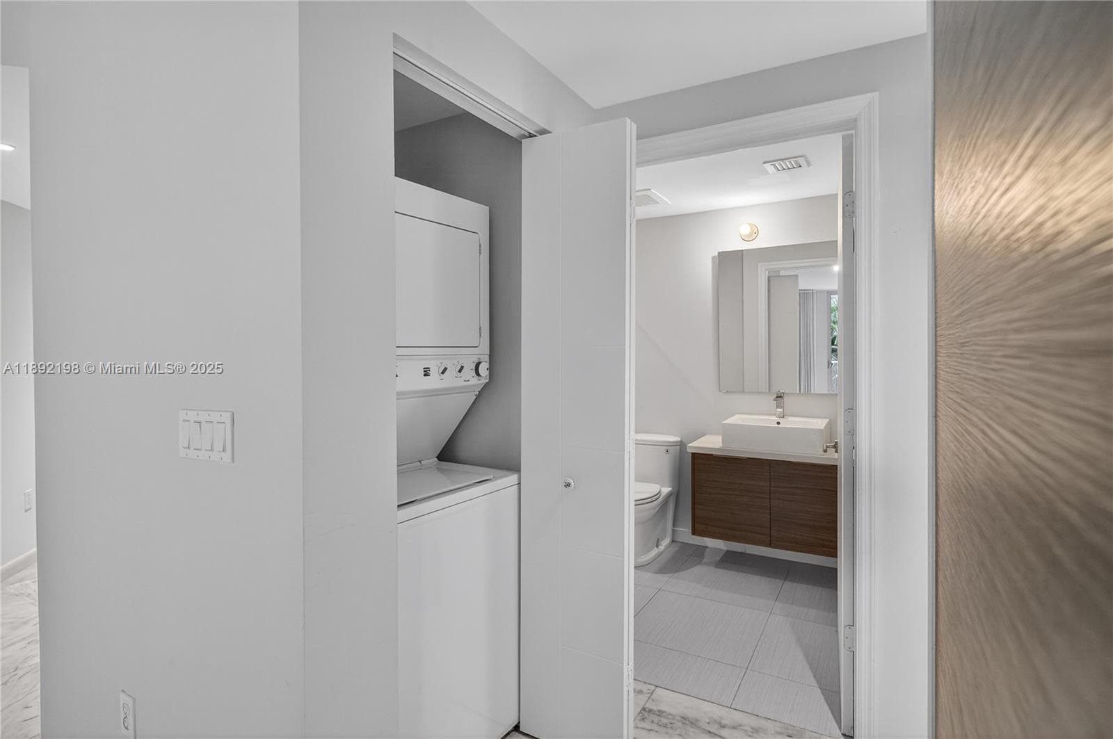 1010 SW 2nd Ave # 603, Miami FL 33130 — 19