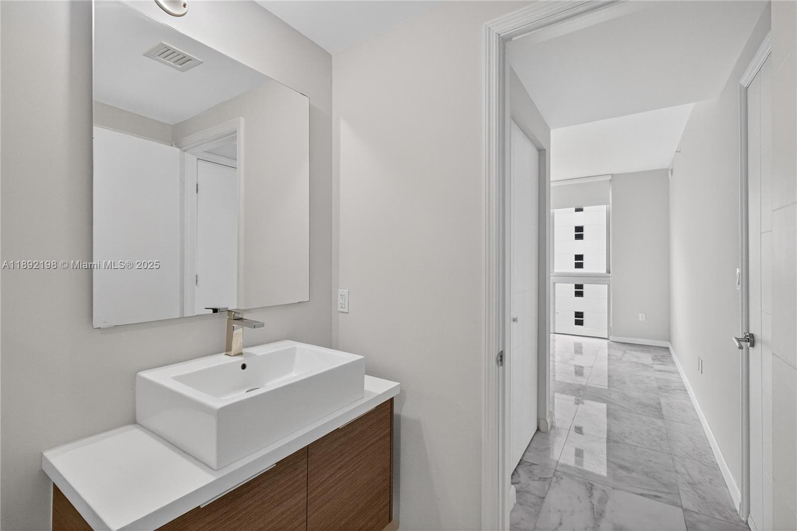 1010 SW 2nd Ave # 603, Miami FL 33130 — 29