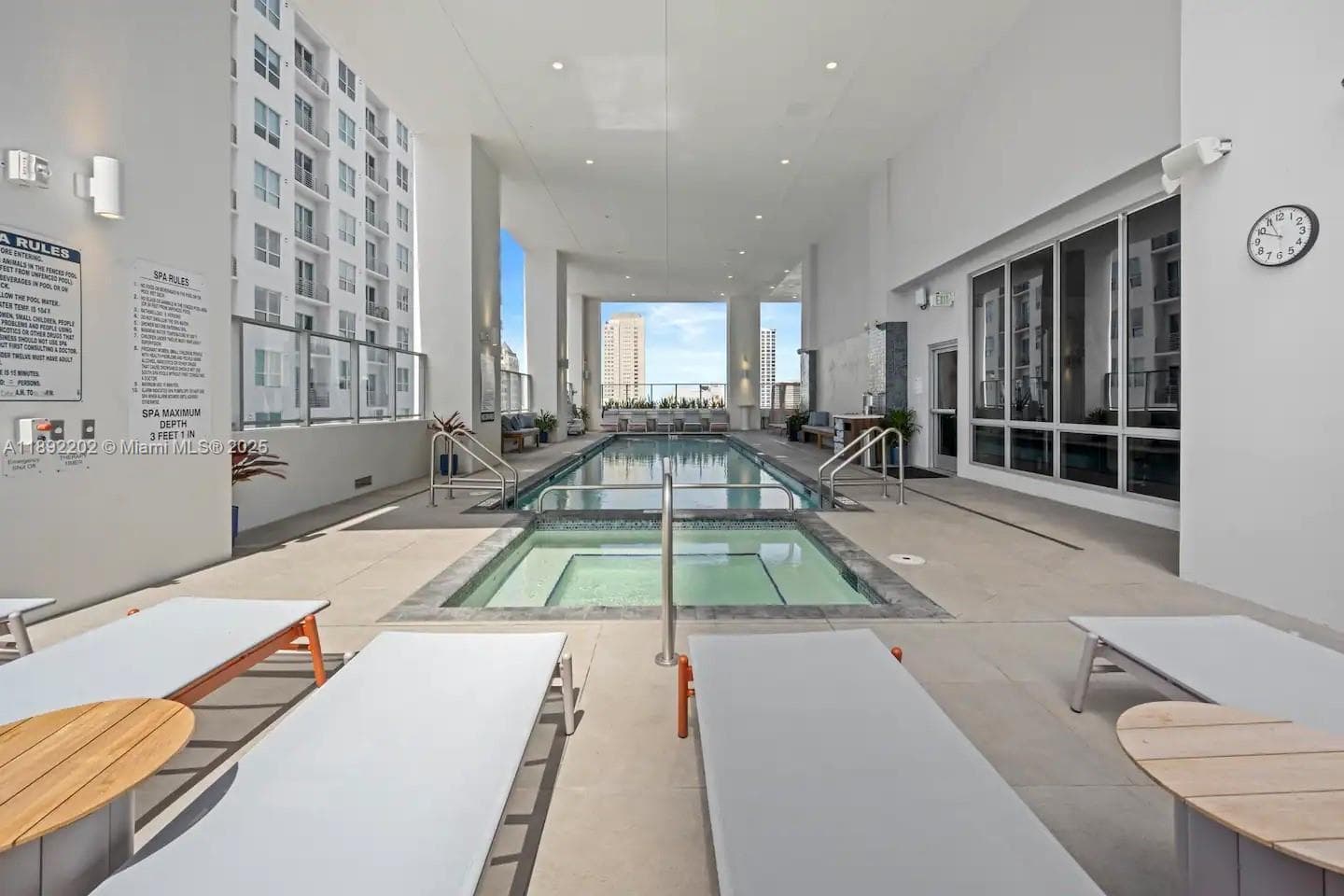 227 NE 2nd St # 2508, Miami FL 33132 — 27