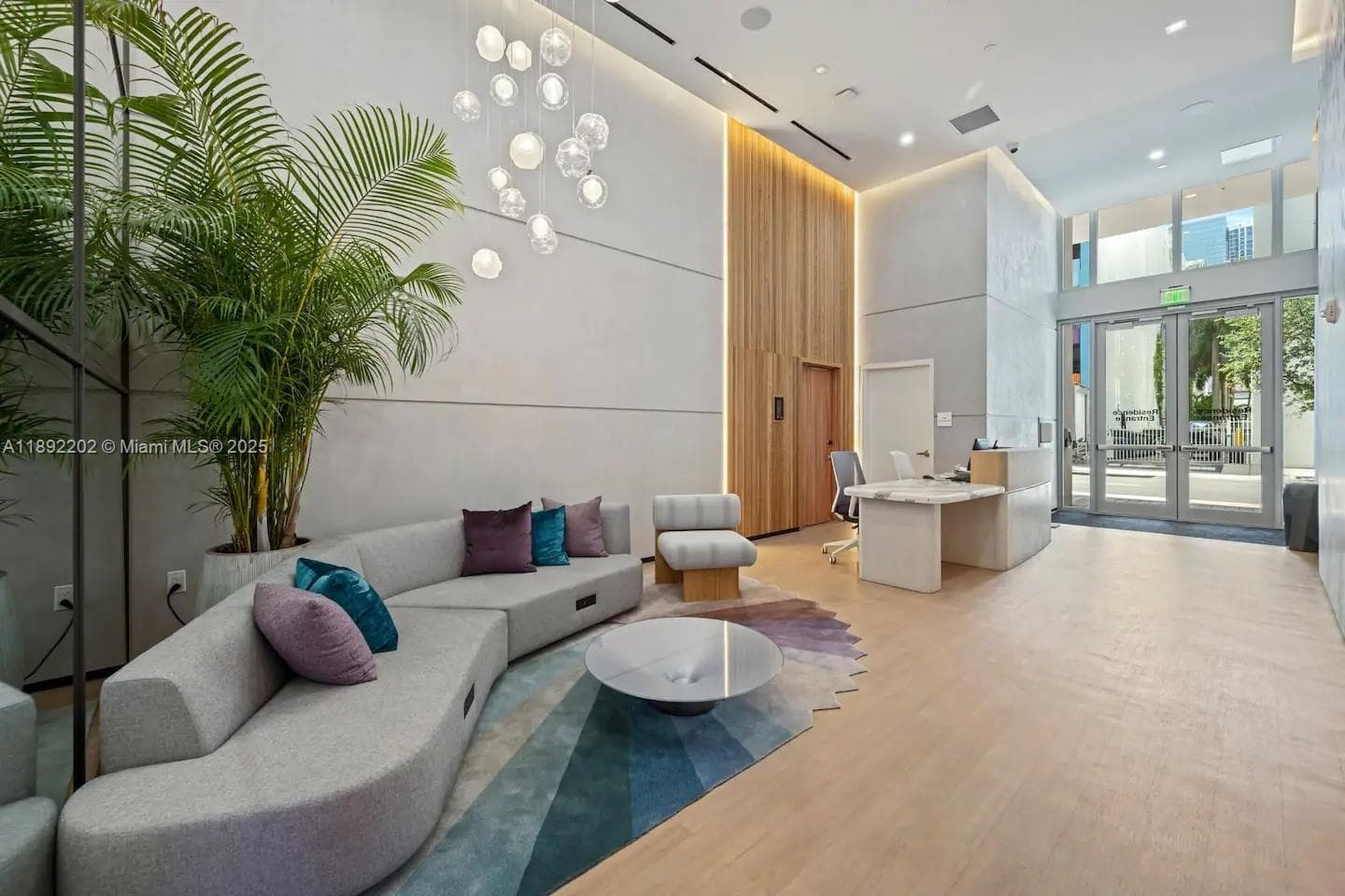 227 NE 2nd St # 2508, Miami FL 33132 — 17