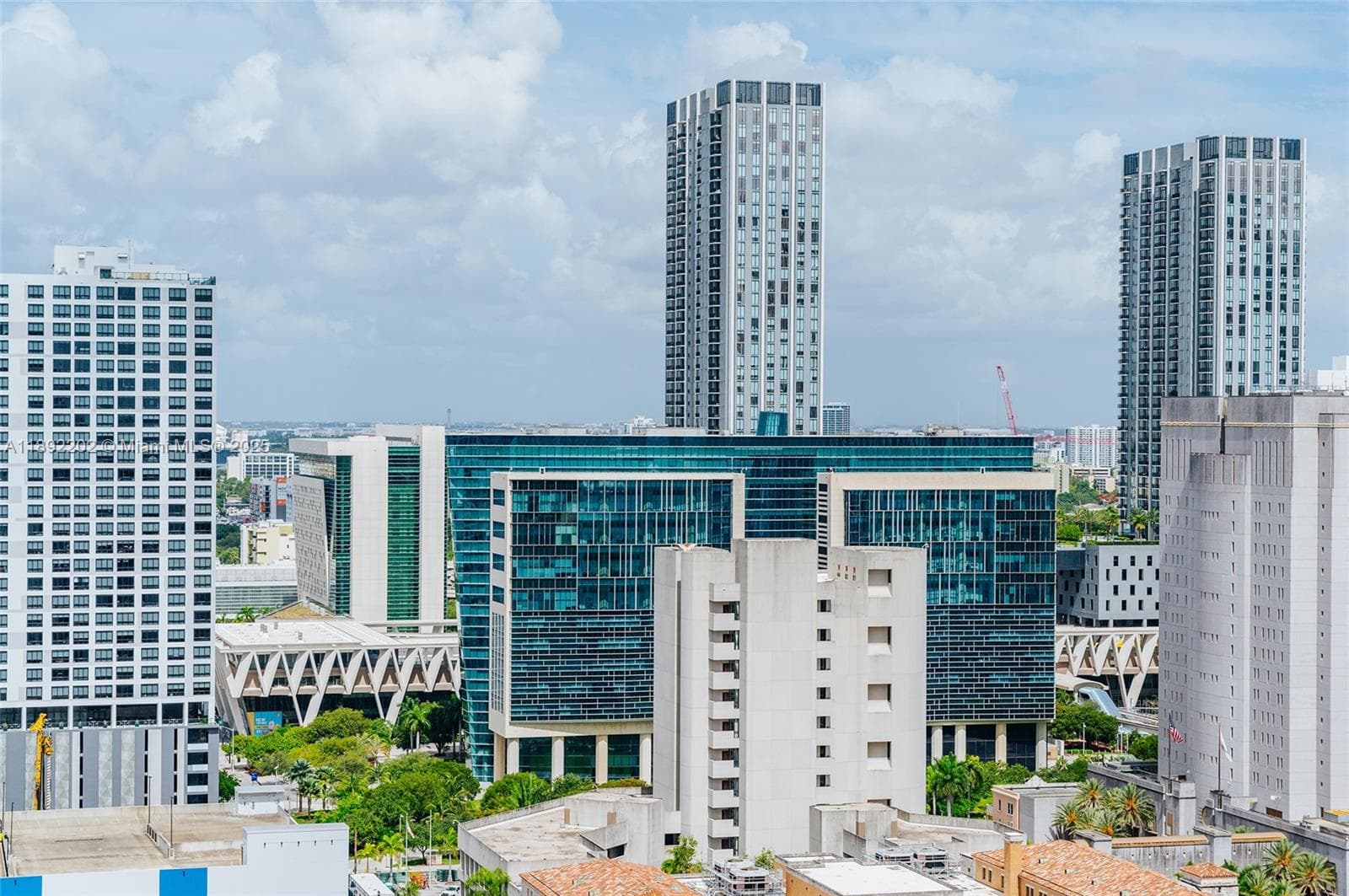 227 NE 2nd St # 2508, Miami FL 33132 — 15