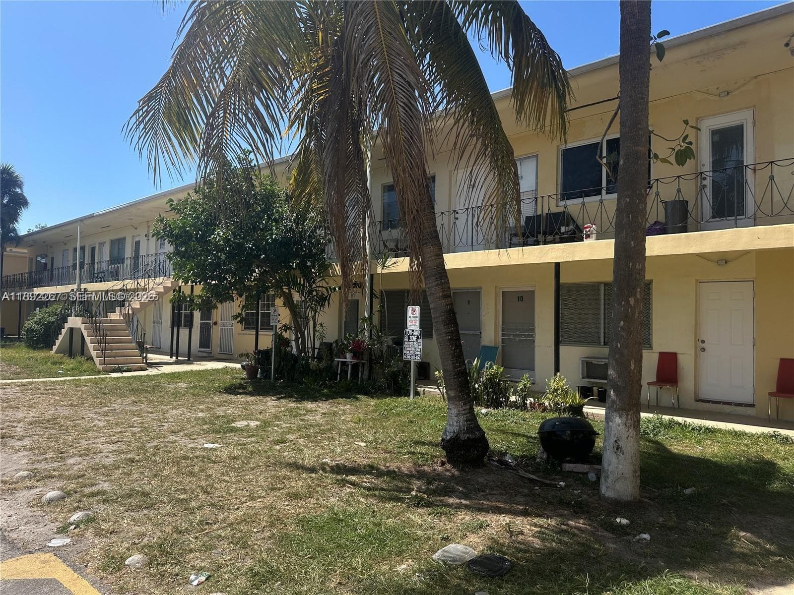 70 NW 77th St # 11, Miami FL 33150 — 1
