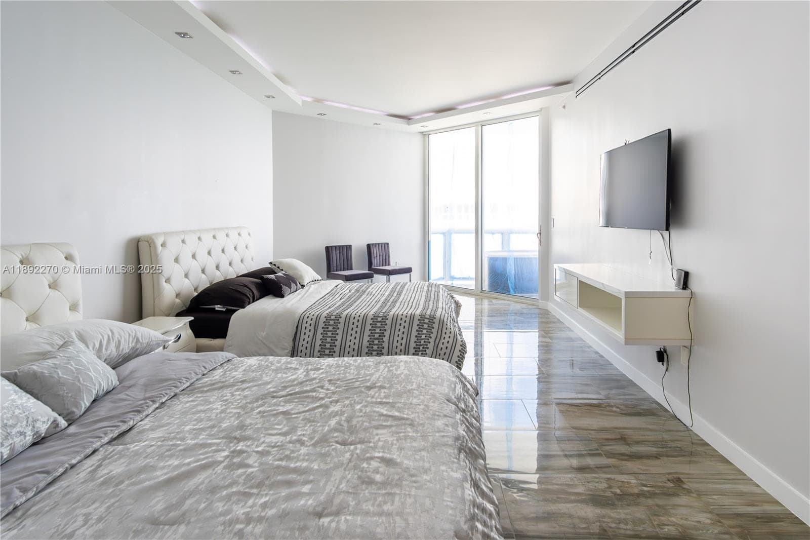 16425 Collins Ave, Sunny Isles Beach FL 33160 — 47