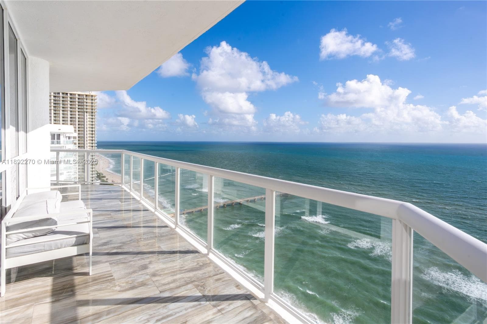 16425 Collins Ave, Sunny Isles Beach FL 33160 — 22
