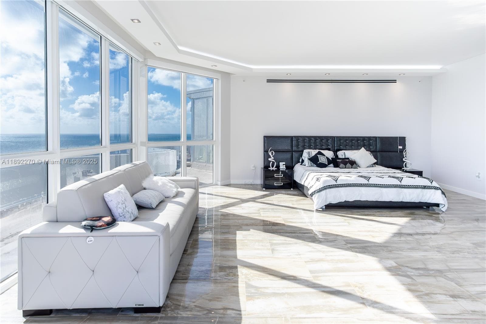 16425 Collins Ave, Sunny Isles Beach FL 33160 — 38