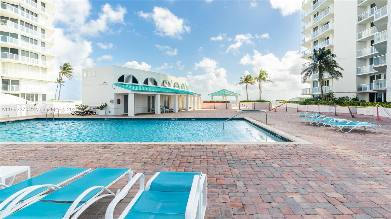 16425 Collins Ave, Sunny Isles Beach FL 33160 — 55
