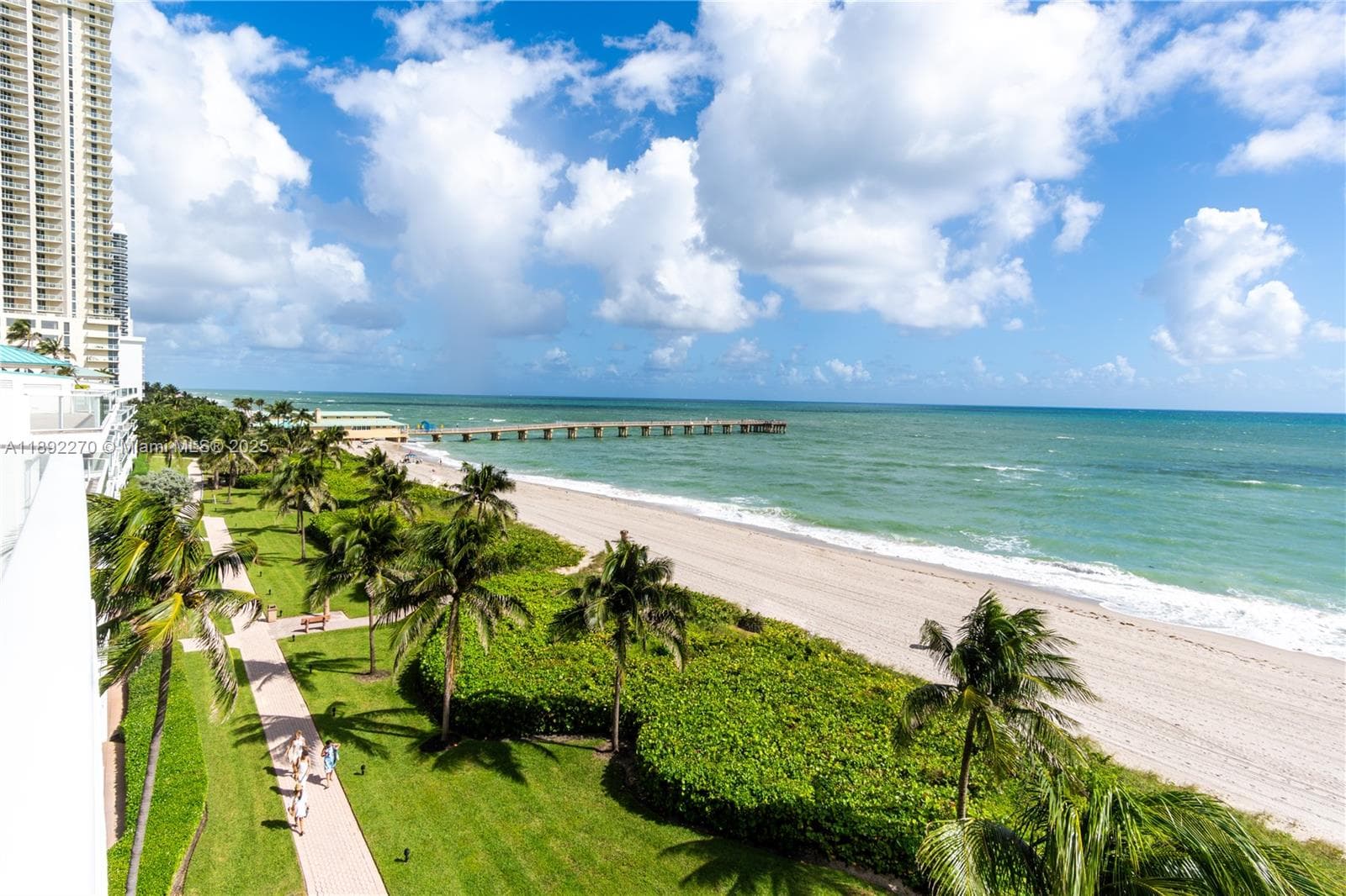16425 Collins Ave, Sunny Isles Beach FL 33160 — 59