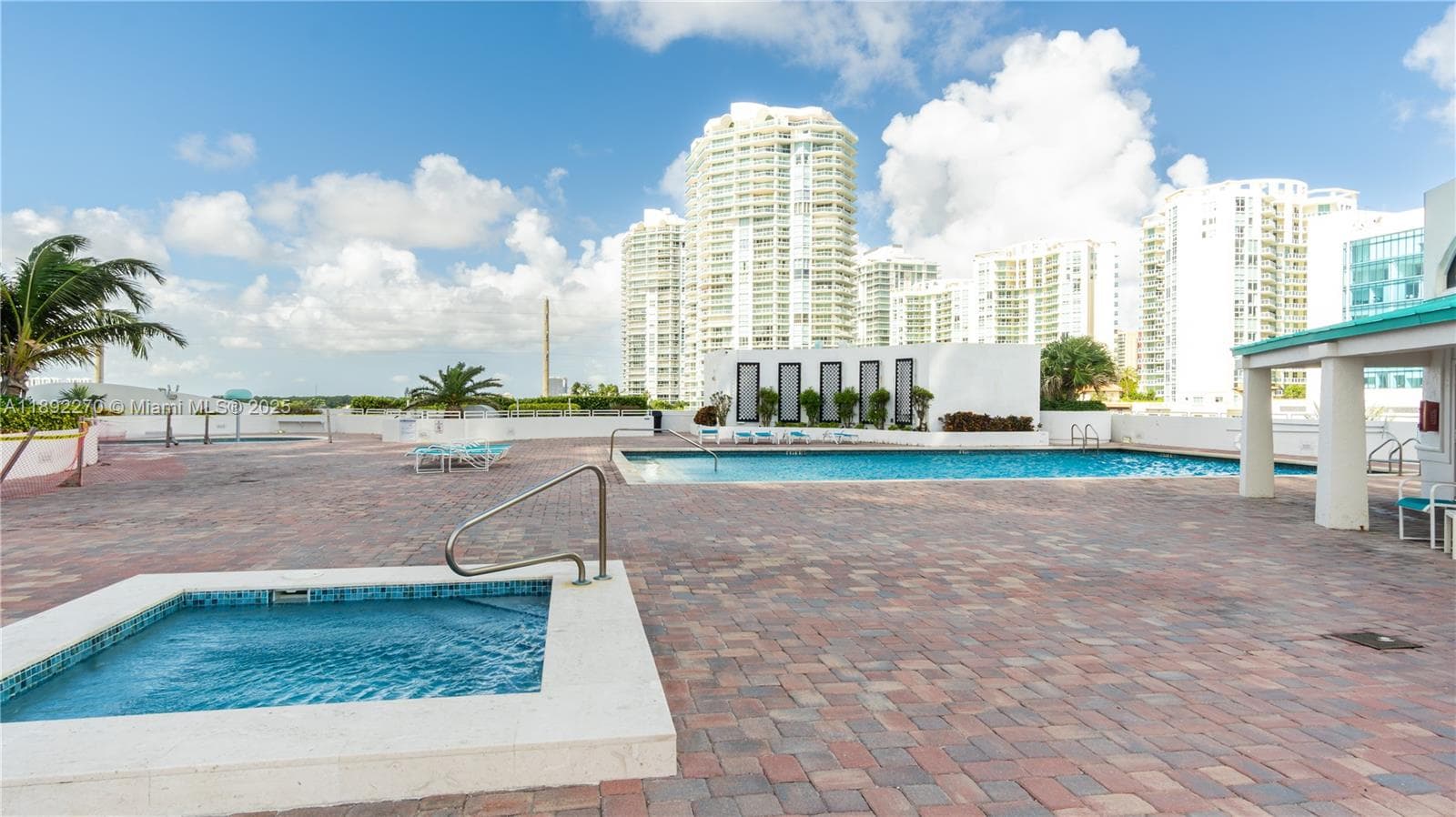 16425 Collins Ave, Sunny Isles Beach FL 33160 — 54