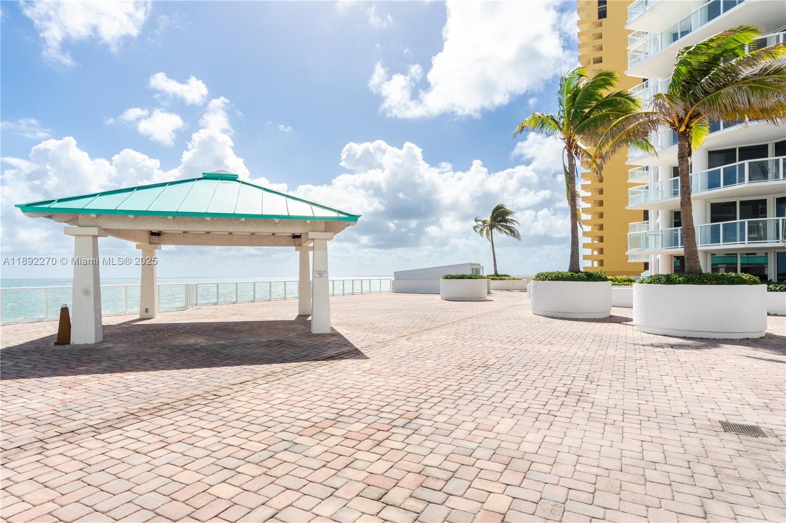 16425 Collins Ave, Sunny Isles Beach FL 33160 — 58