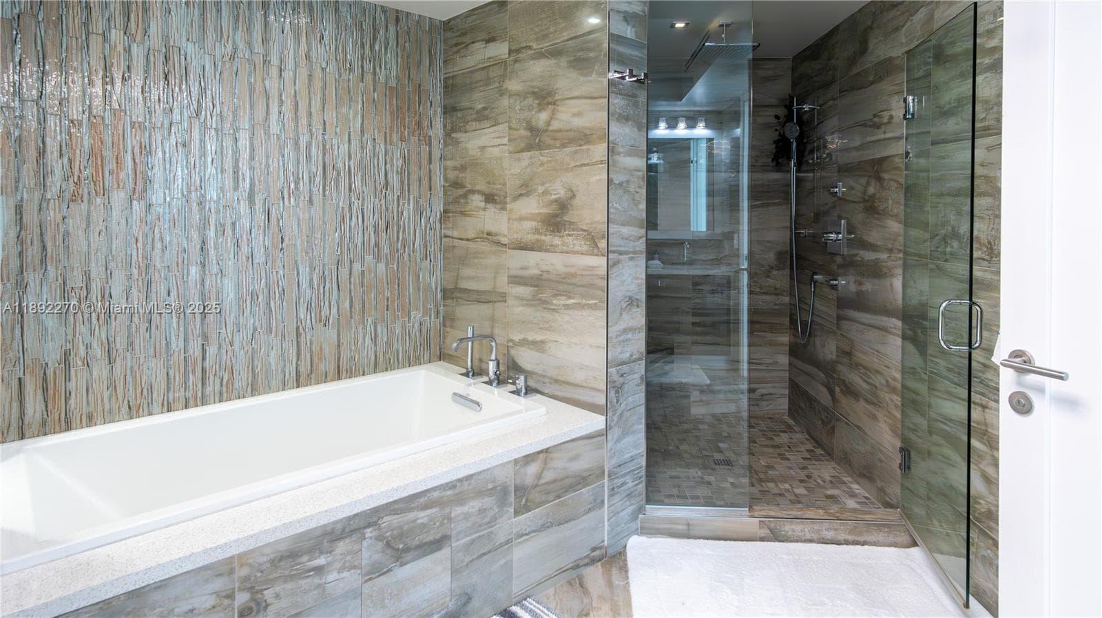 16425 Collins Ave, Sunny Isles Beach FL 33160 — 29