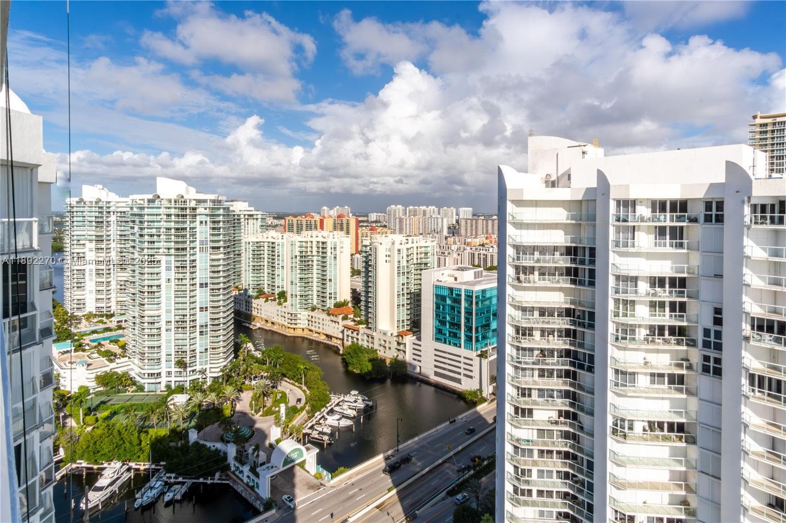 16425 Collins Ave, Sunny Isles Beach FL 33160 — 78