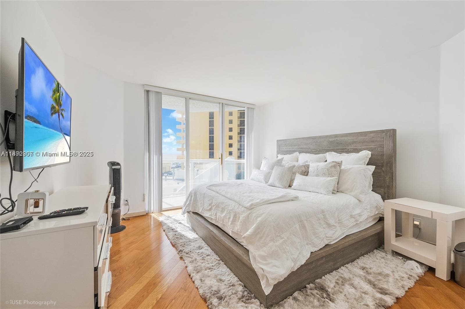 16425 Collins Ave # 512, Sunny Isles Beach FL 33160 — 11