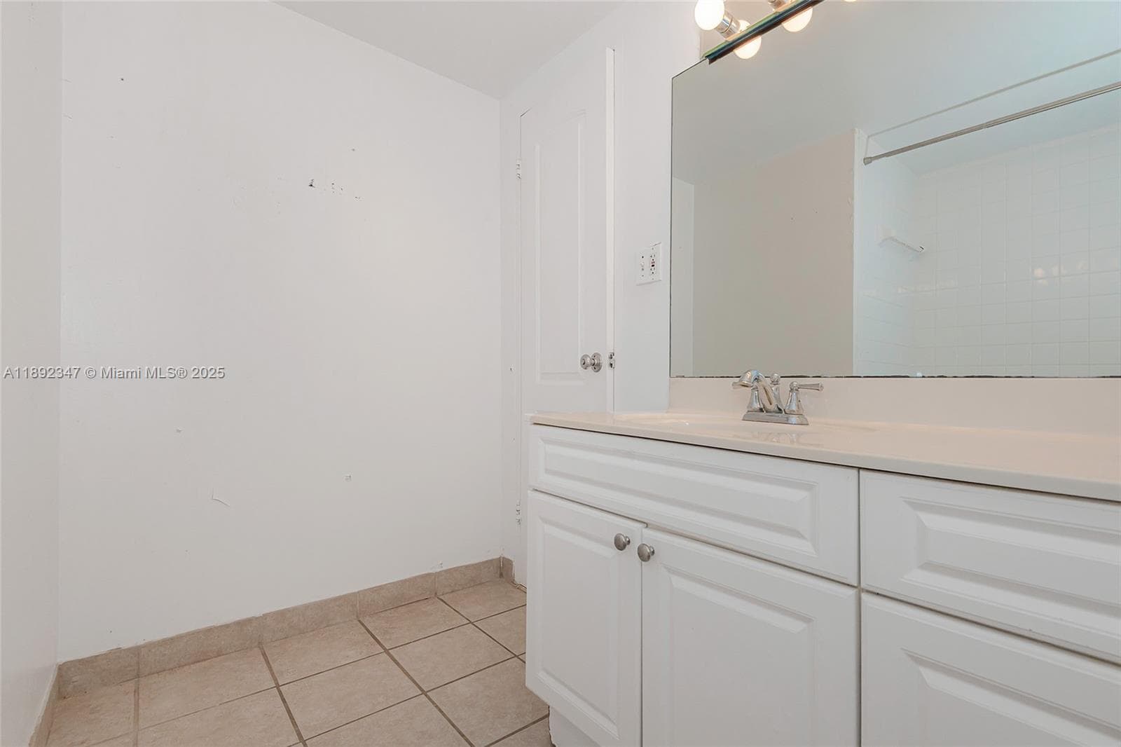 1200 West Ave # 1531, Miami Beach FL 33139 — 23