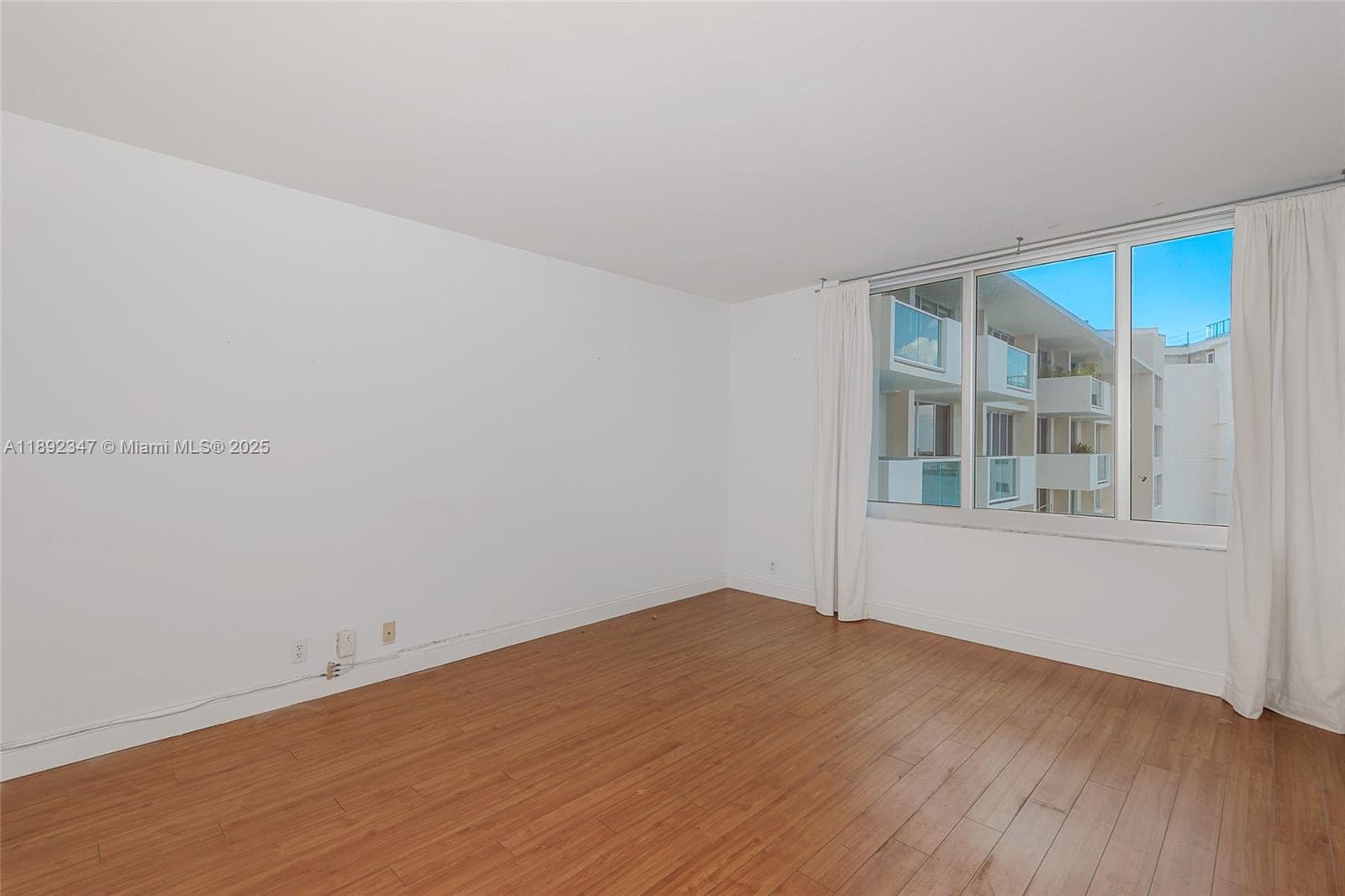 1200 West Ave # 1531, Miami Beach FL 33139 — 16