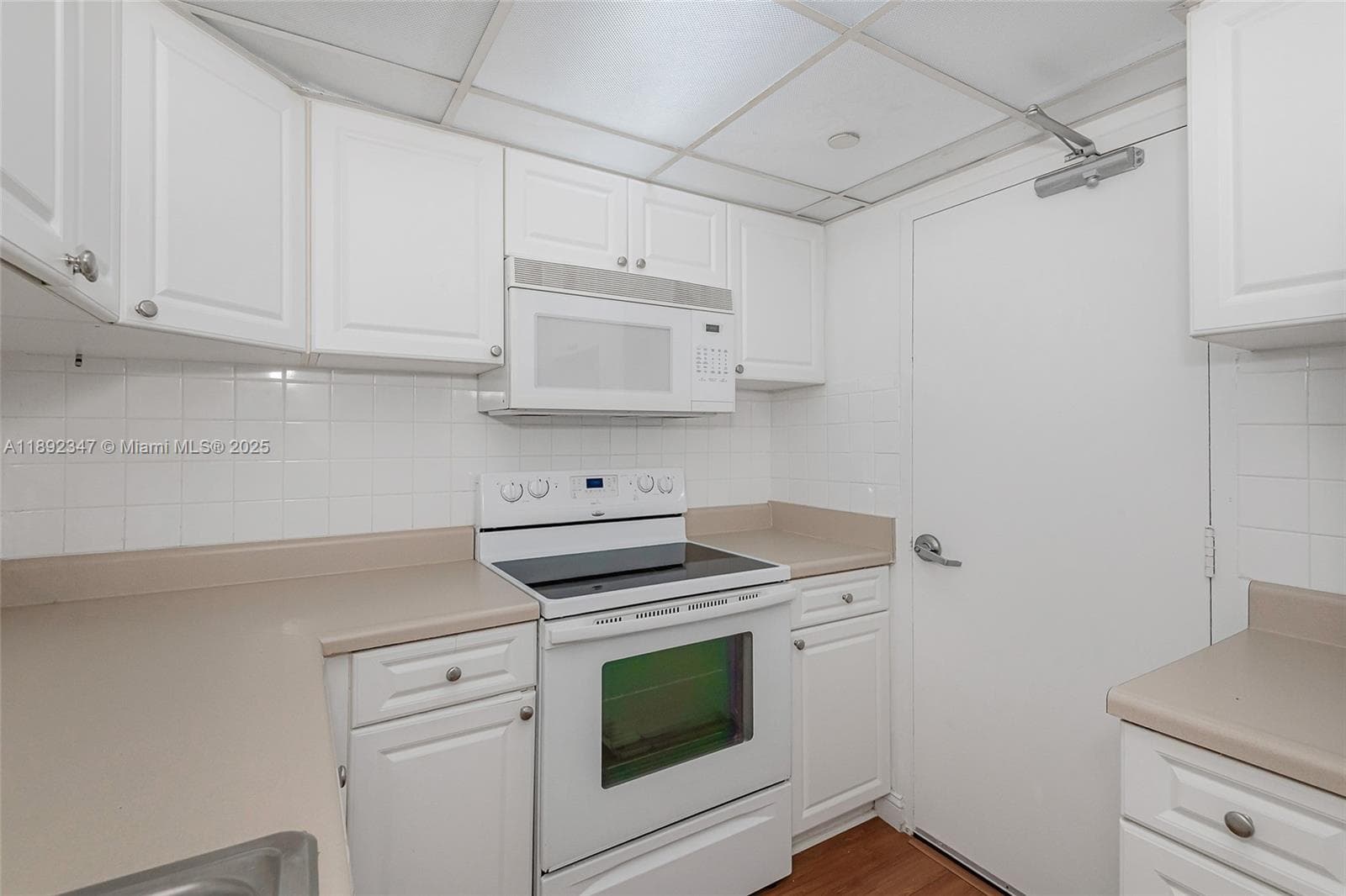 1200 West Ave # 1531, Miami Beach FL 33139 — 12