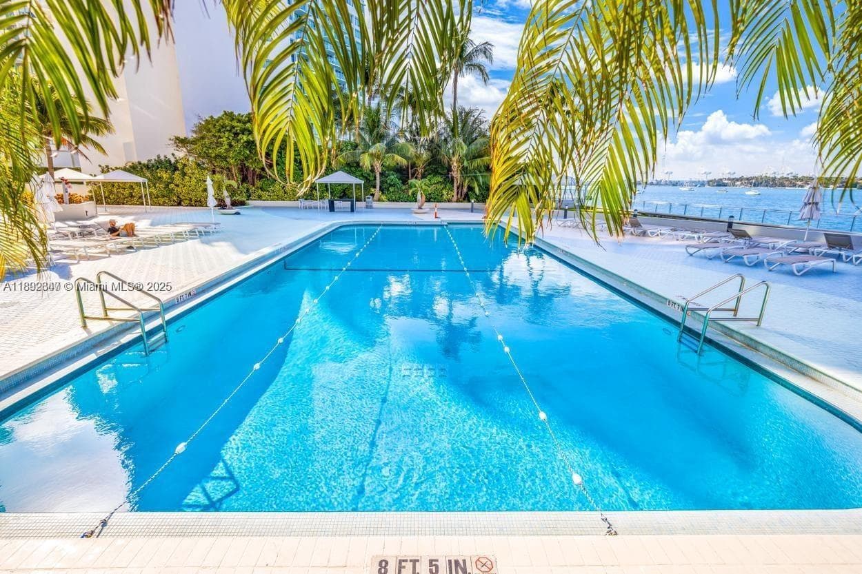 1200 West Ave # 1531, Miami Beach FL 33139 — 26