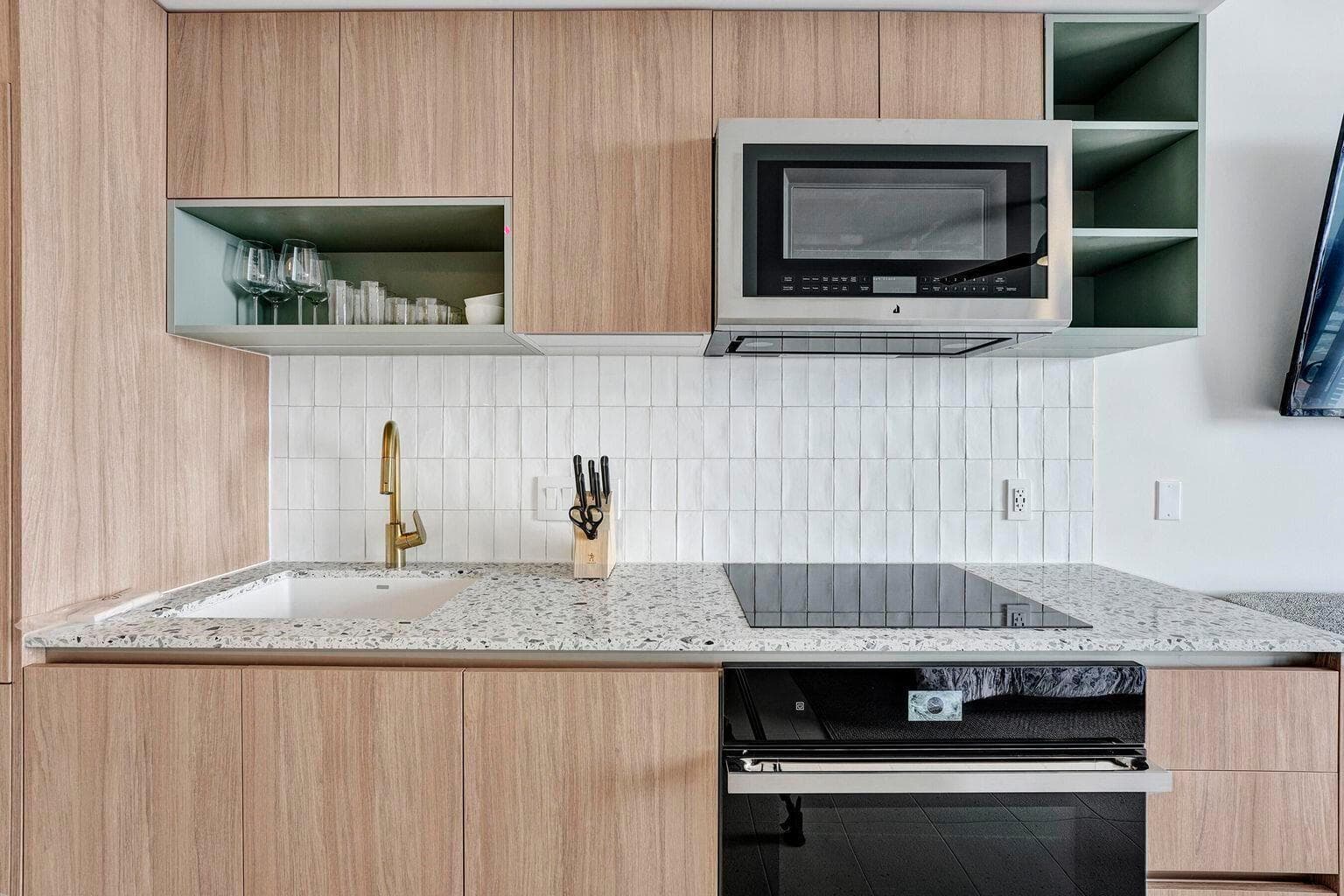 601 NE 1st Avenue # 4712, Miami FL 33132 — 6
