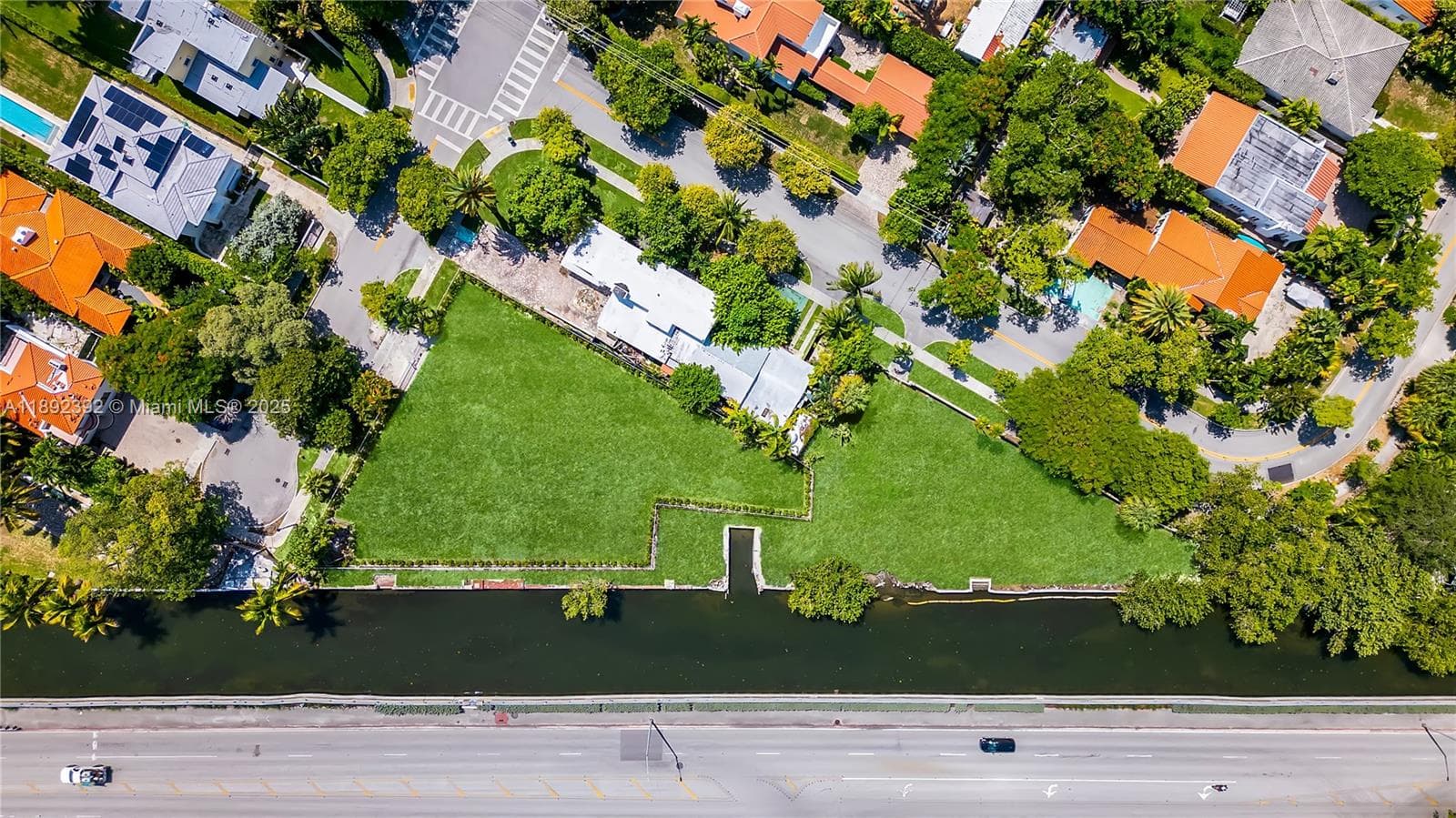 1800 Michigan Ave, Miami Beach FL 33139 — 2