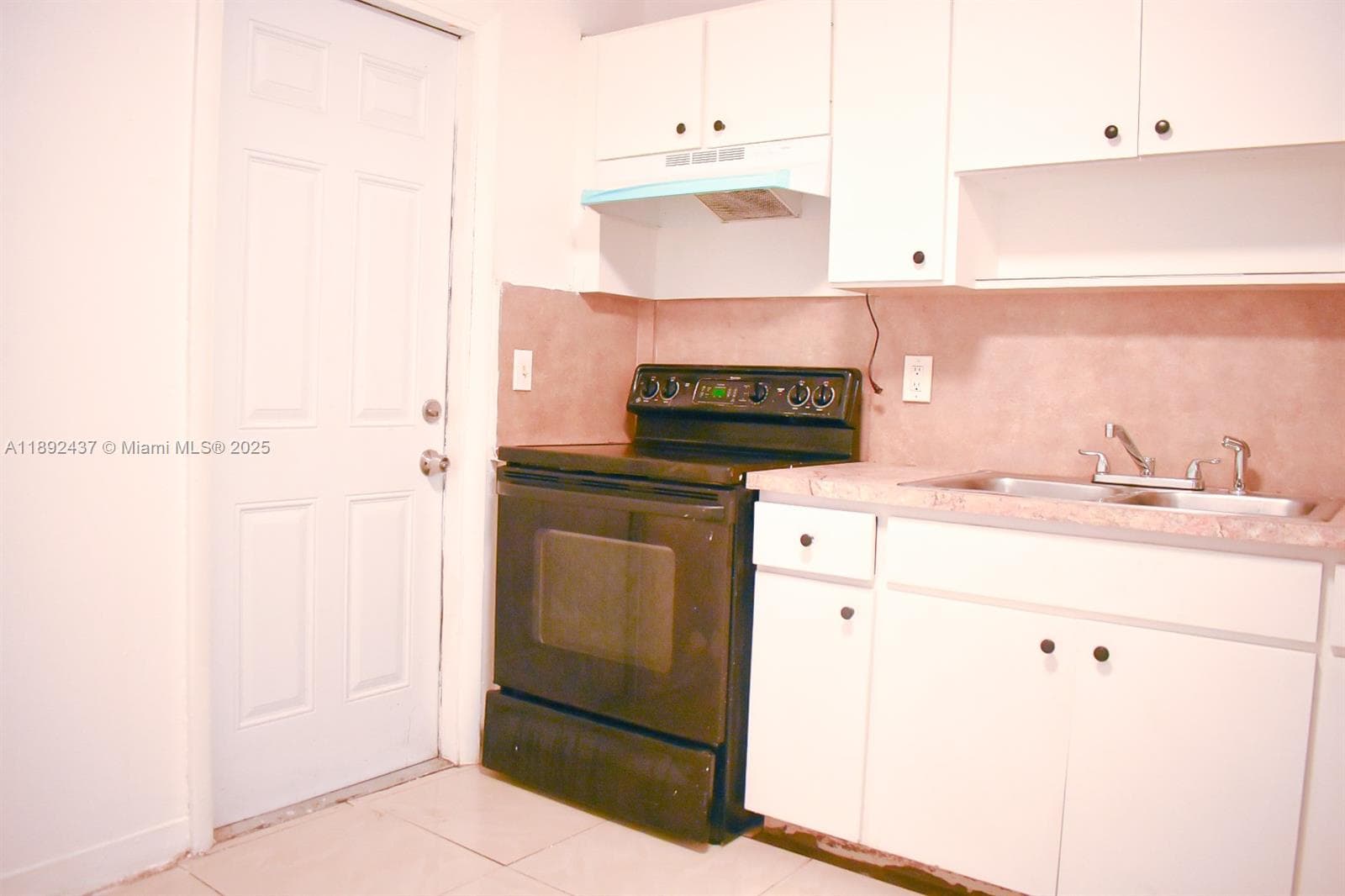 2265 NW 98th St # 2265, Miami FL 33147 — 13