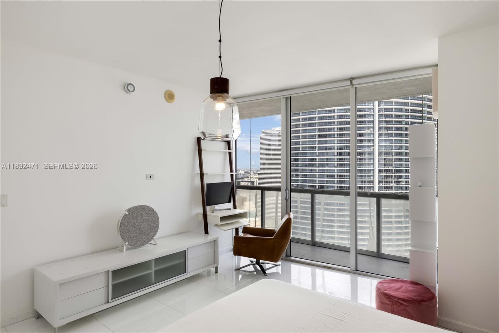 475 Brickell Ave # 4015, Miami FL 33131 — 14
