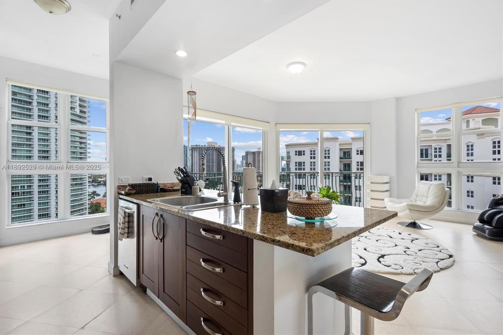 20000 E Country Club Dr, Aventura FL 33180 — 24