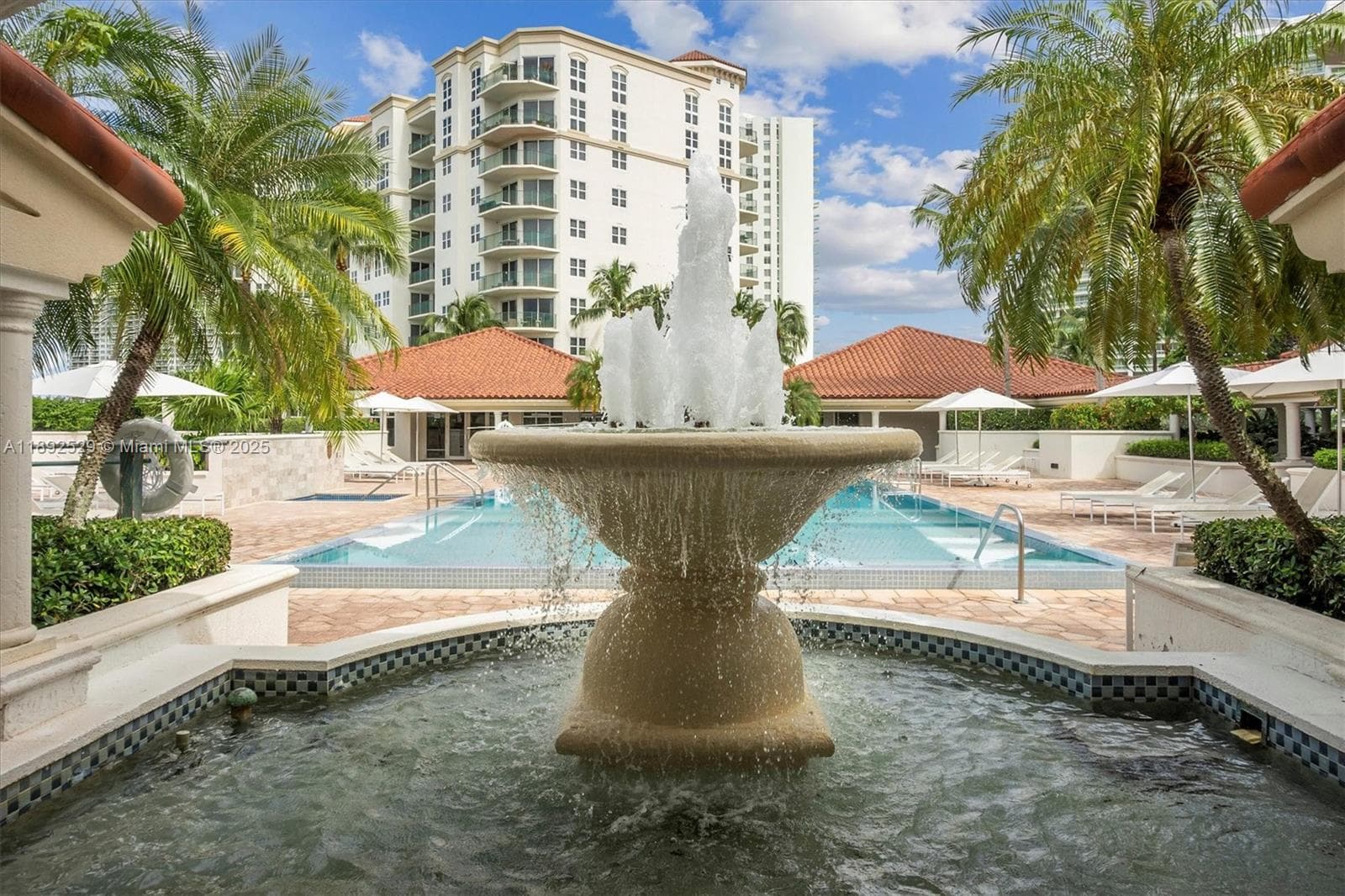 20000 E Country Club Dr, Aventura FL 33180 — 11