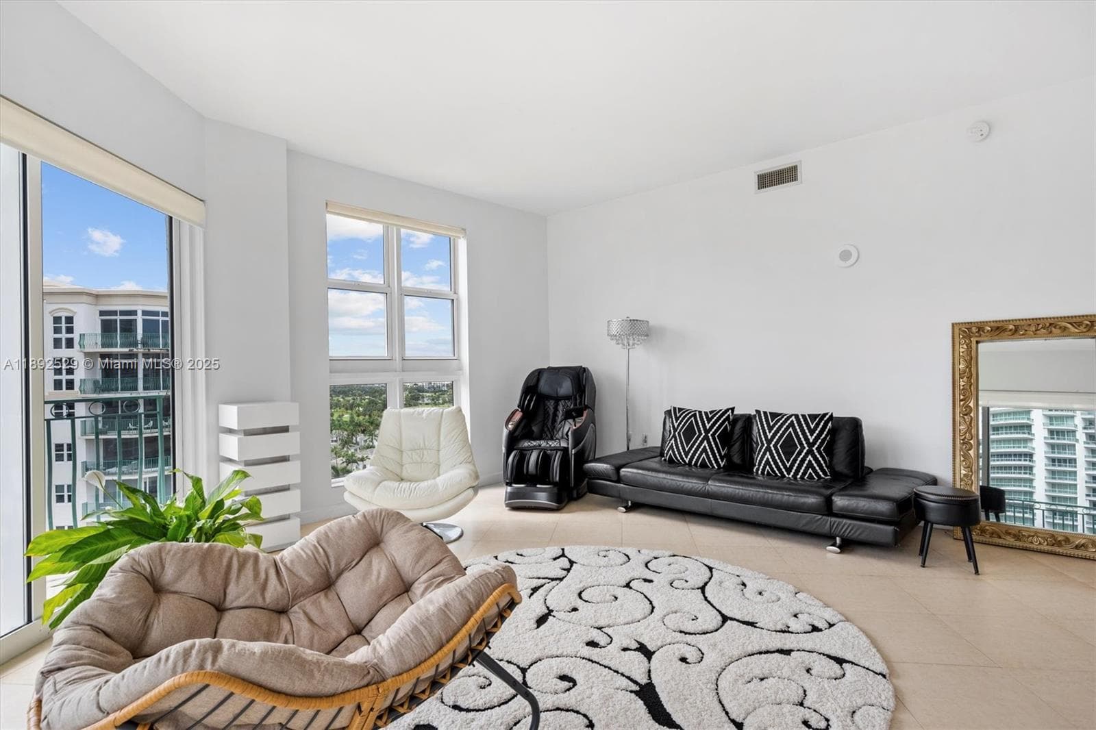 20000 E Country Club Dr, Aventura FL 33180 — 21