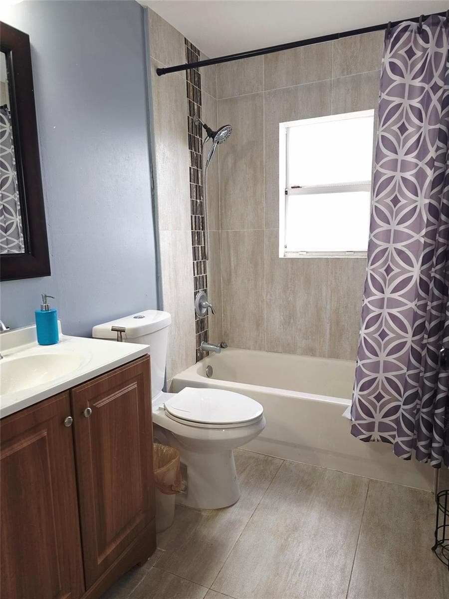 21053 SW 88th Place, Cutler Bay FL 33189 — 36