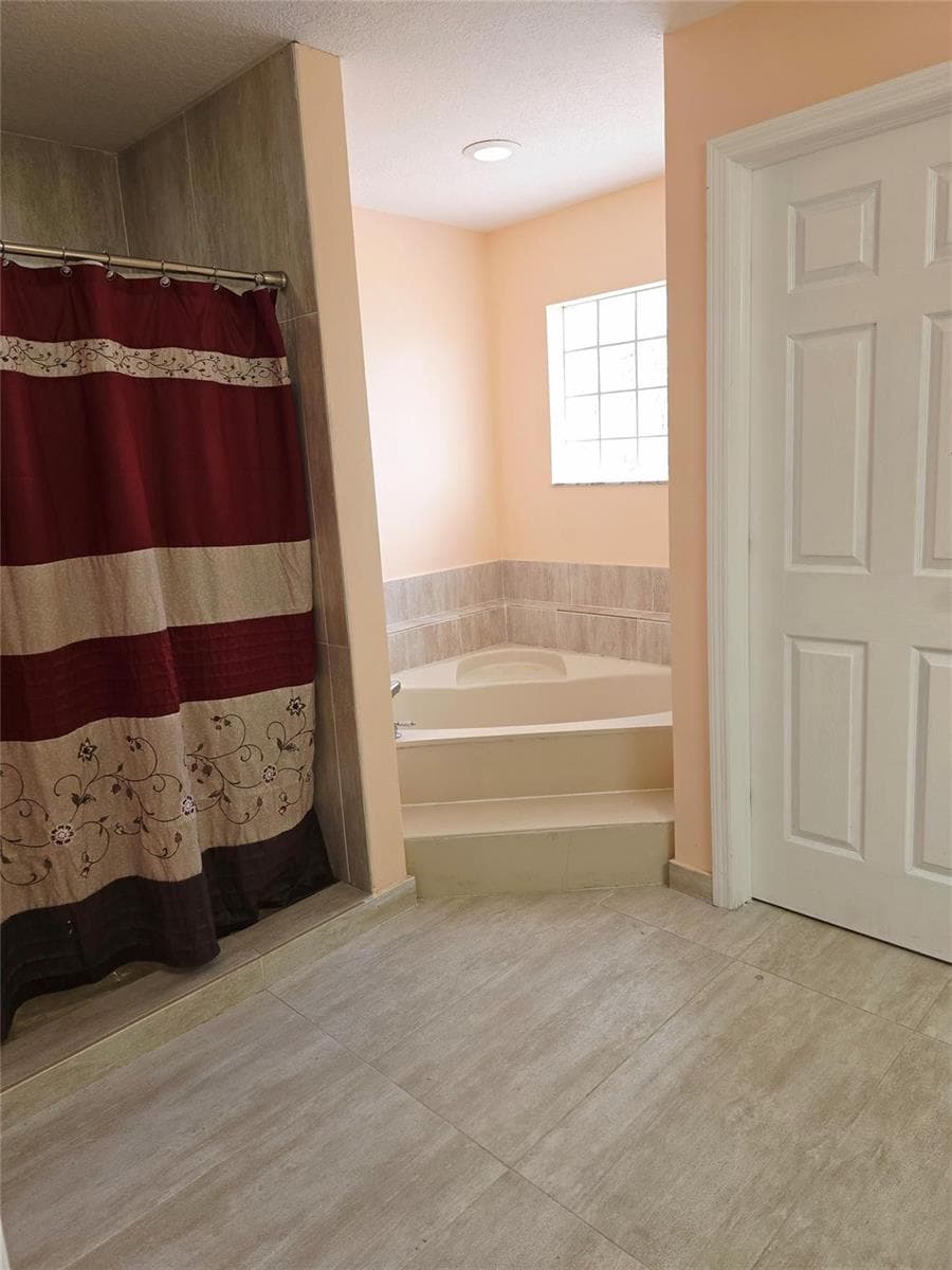 21053 SW 88th Place, Cutler Bay FL 33189 — 32