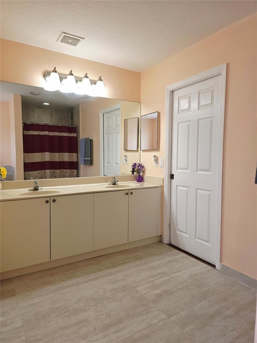 21053 SW 88th Place, Cutler Bay FL 33189 — 31