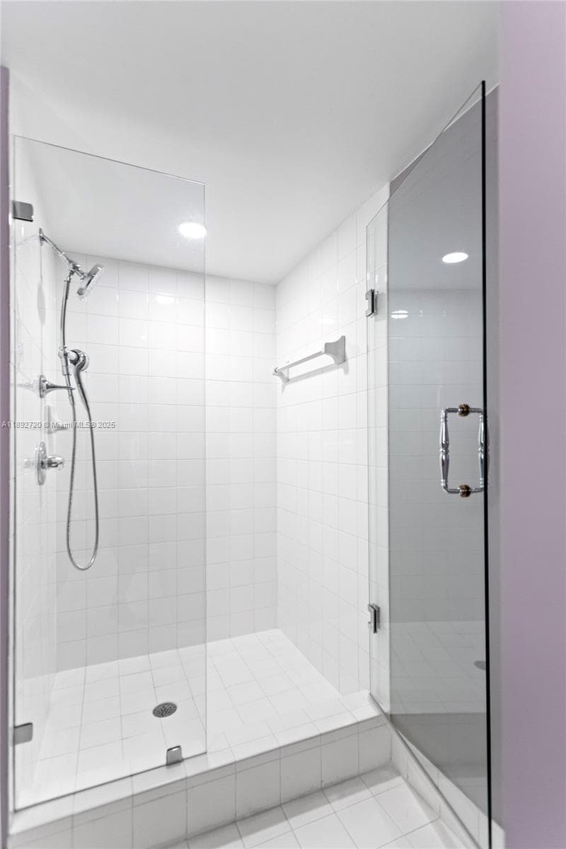 3598 Yacht Club Dr # 1004, Aventura FL 33180 — 52