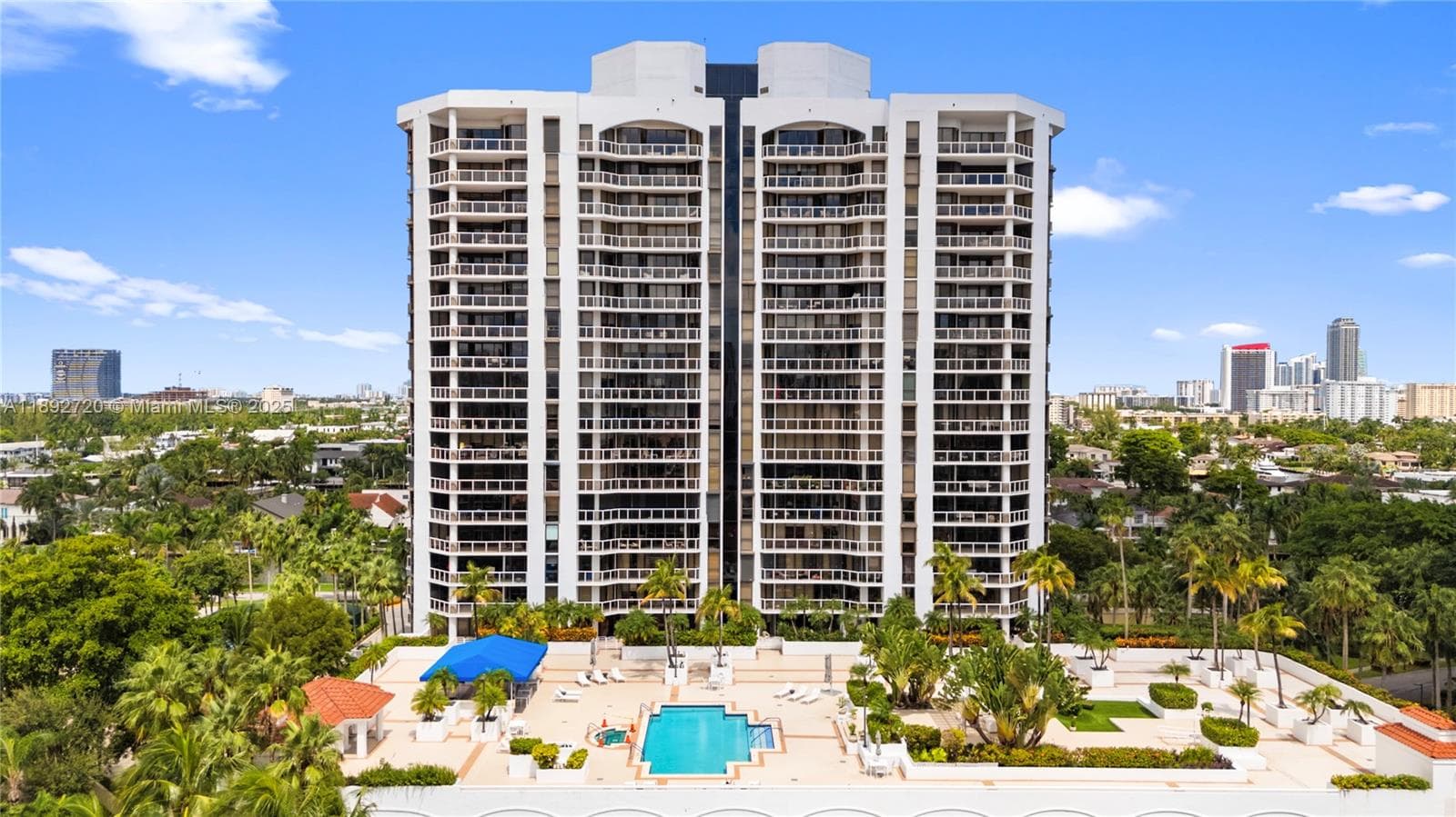 3598 Yacht Club Dr # 1004, Aventura FL 33180 — 3