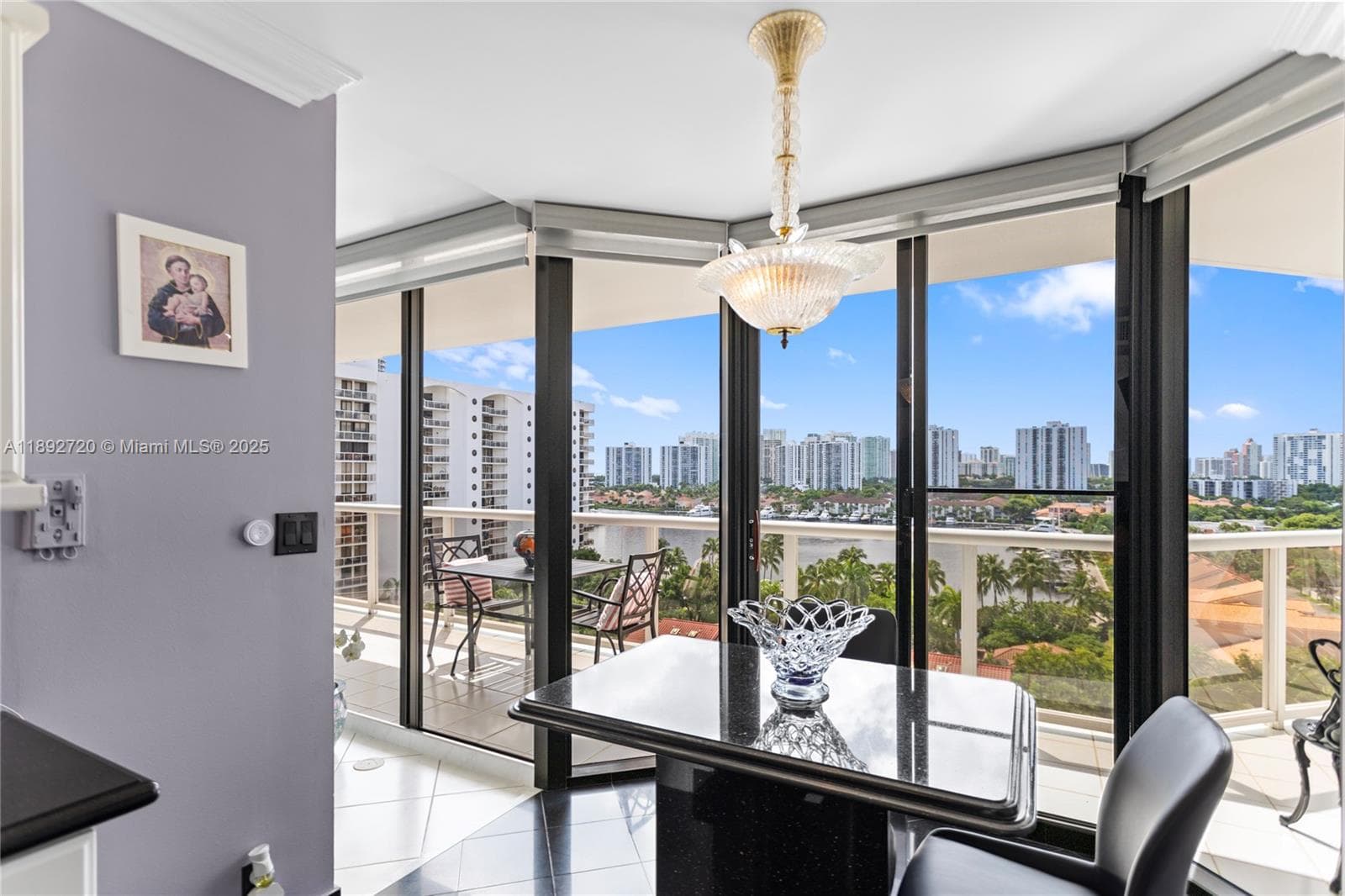 3598 Yacht Club Dr # 1004, Aventura FL 33180 — 28